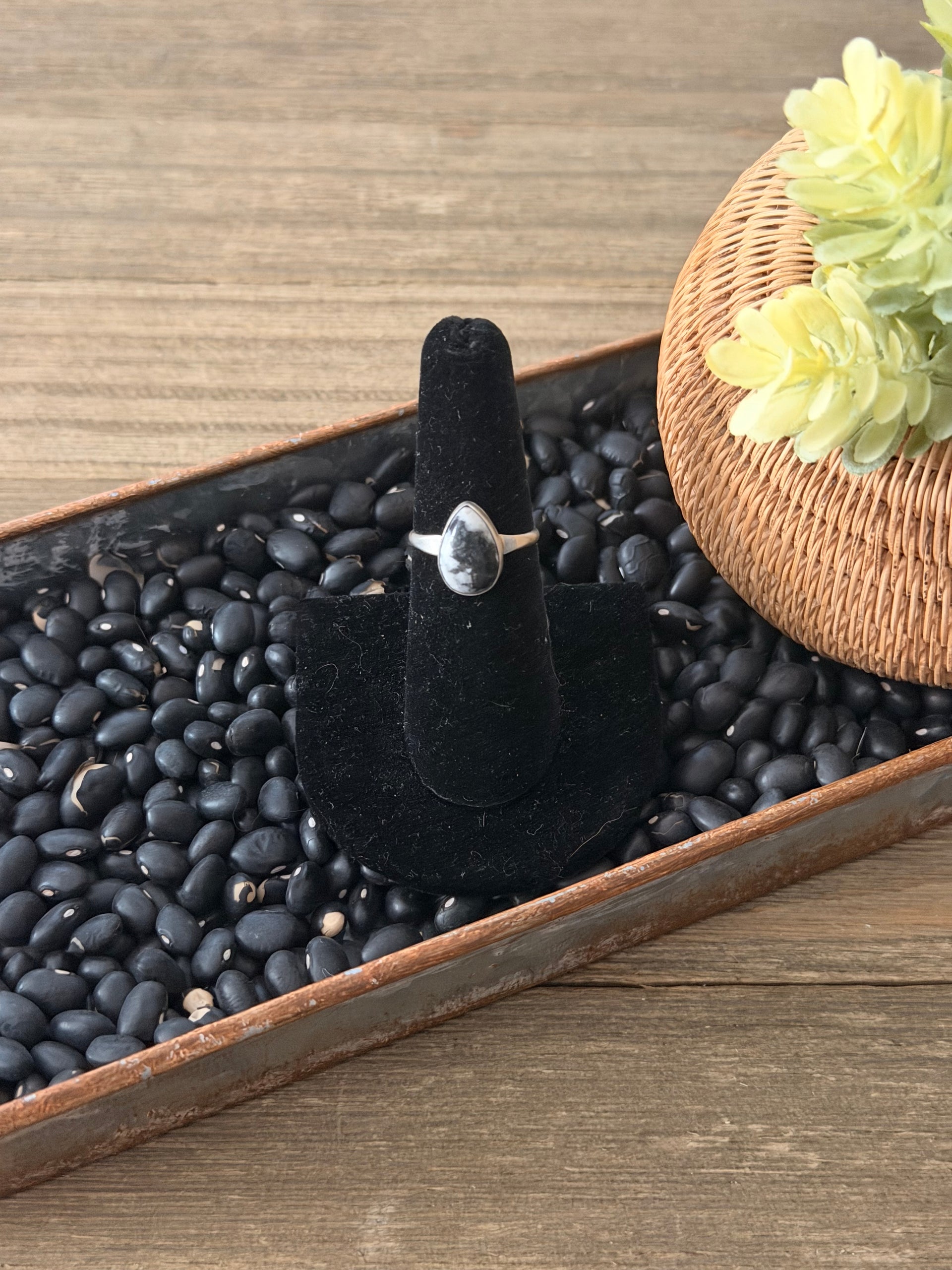Navajo Made White Buffalo & Sterling Silver Ring Size 6.5