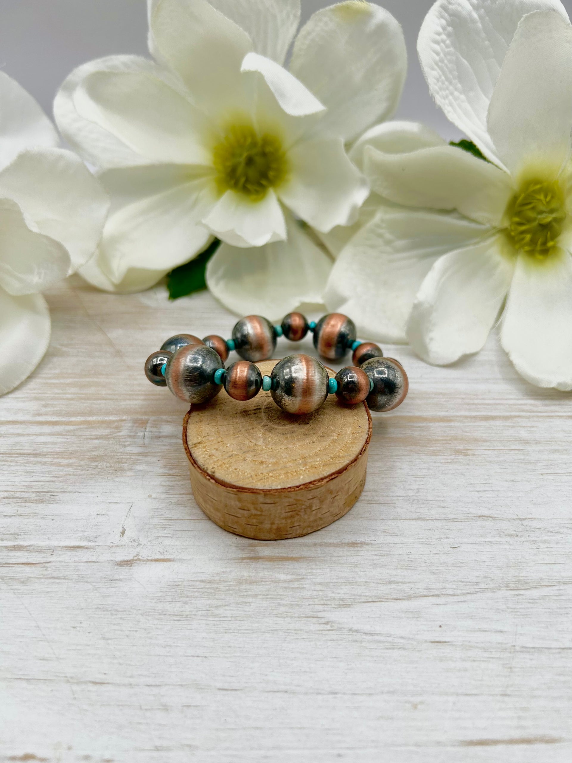 Navajo Made Kingman Turquoise & Copper Strung Stretchy Bracelet