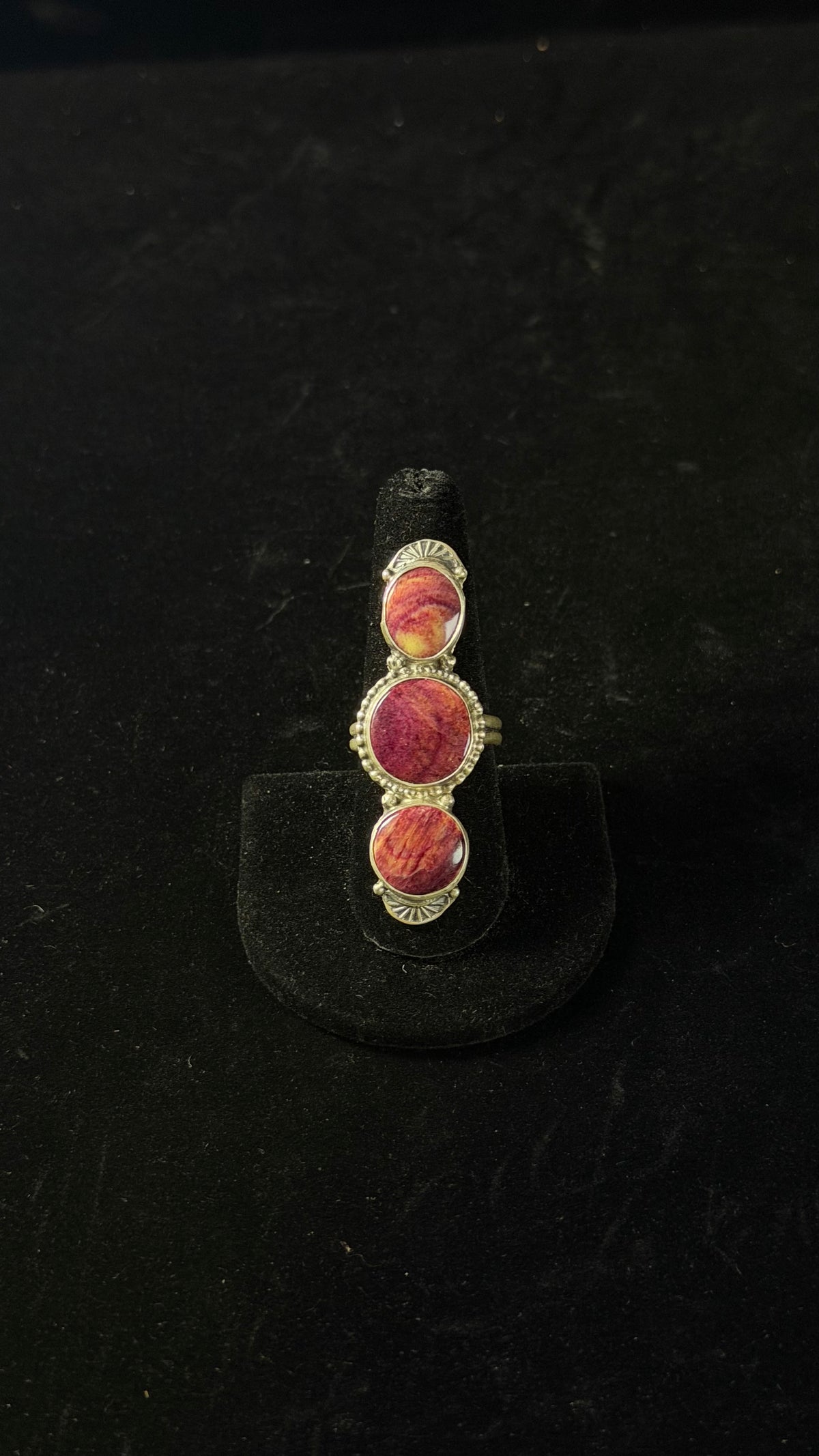 Justine Tso Purple Spiny Oyster & Sterling Silver Ring Size 9.25