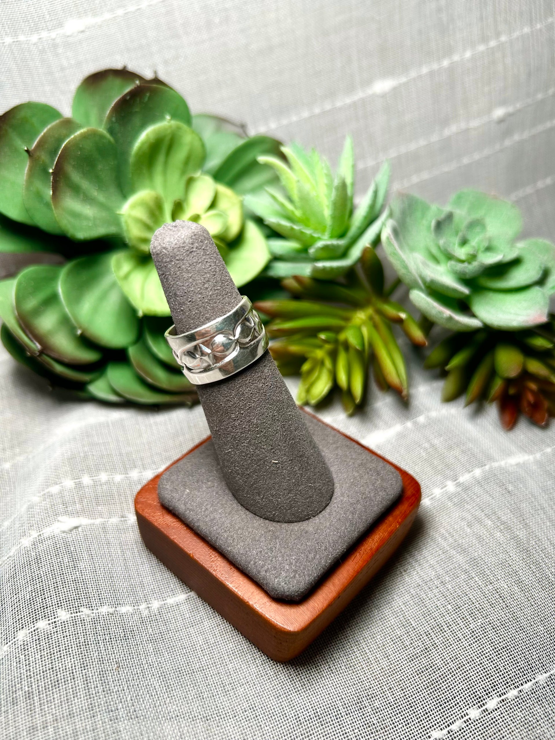 Navajo Made Sterling Silver Ring Size 6