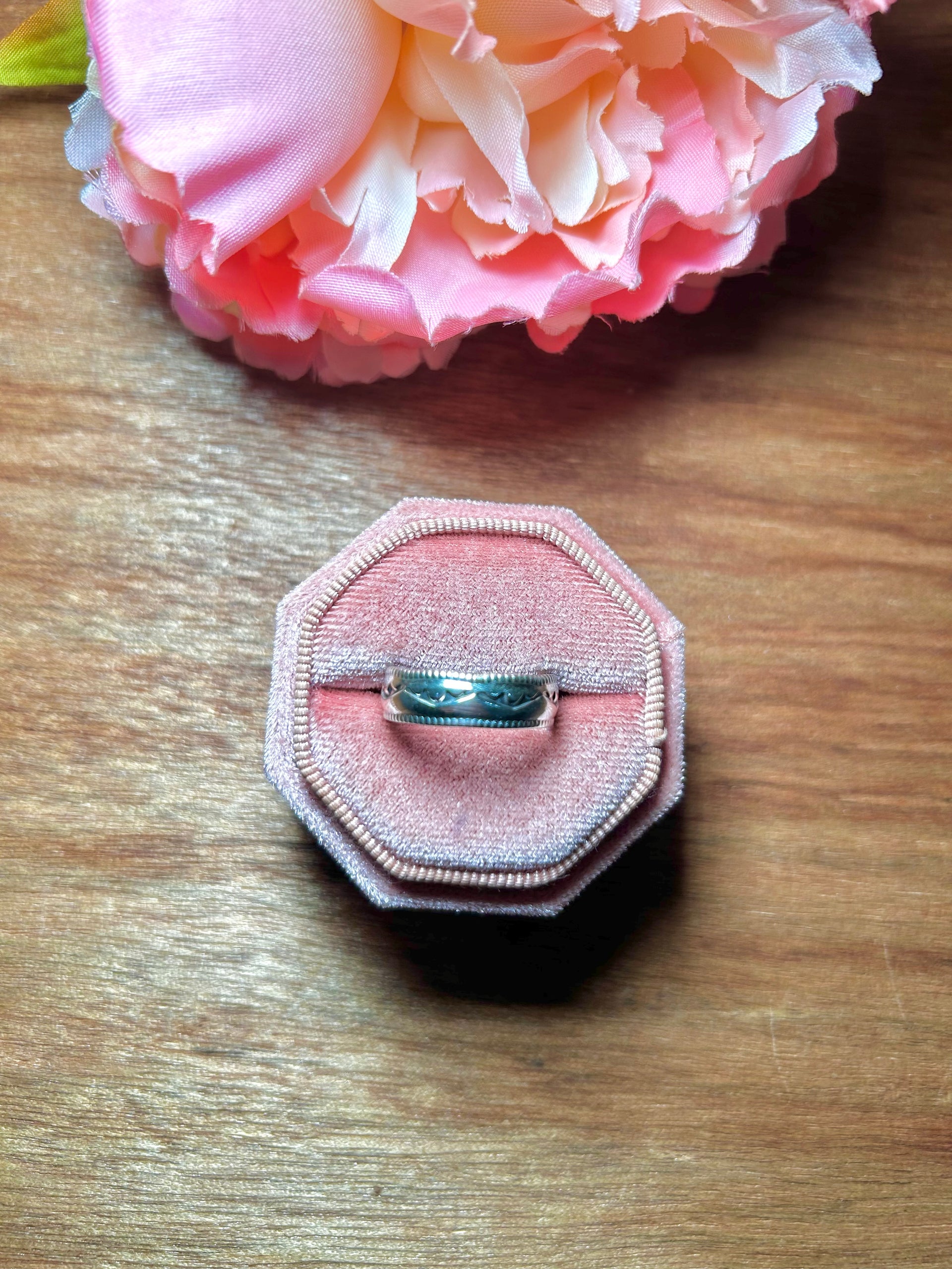 Navajo Made Sterling Silver Ring Size 8