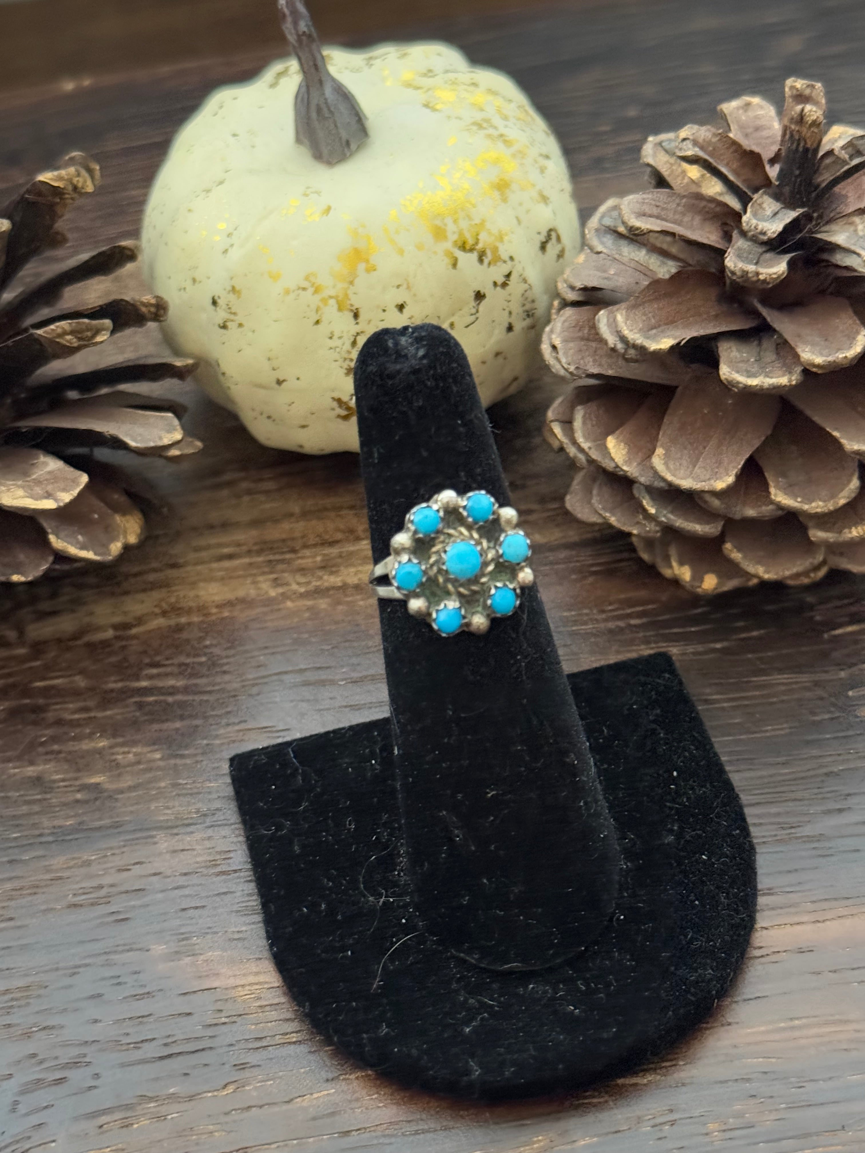 Vintage Zuni Made Kingman Turquoise & Sterling Silver Cluster Ring Size 5