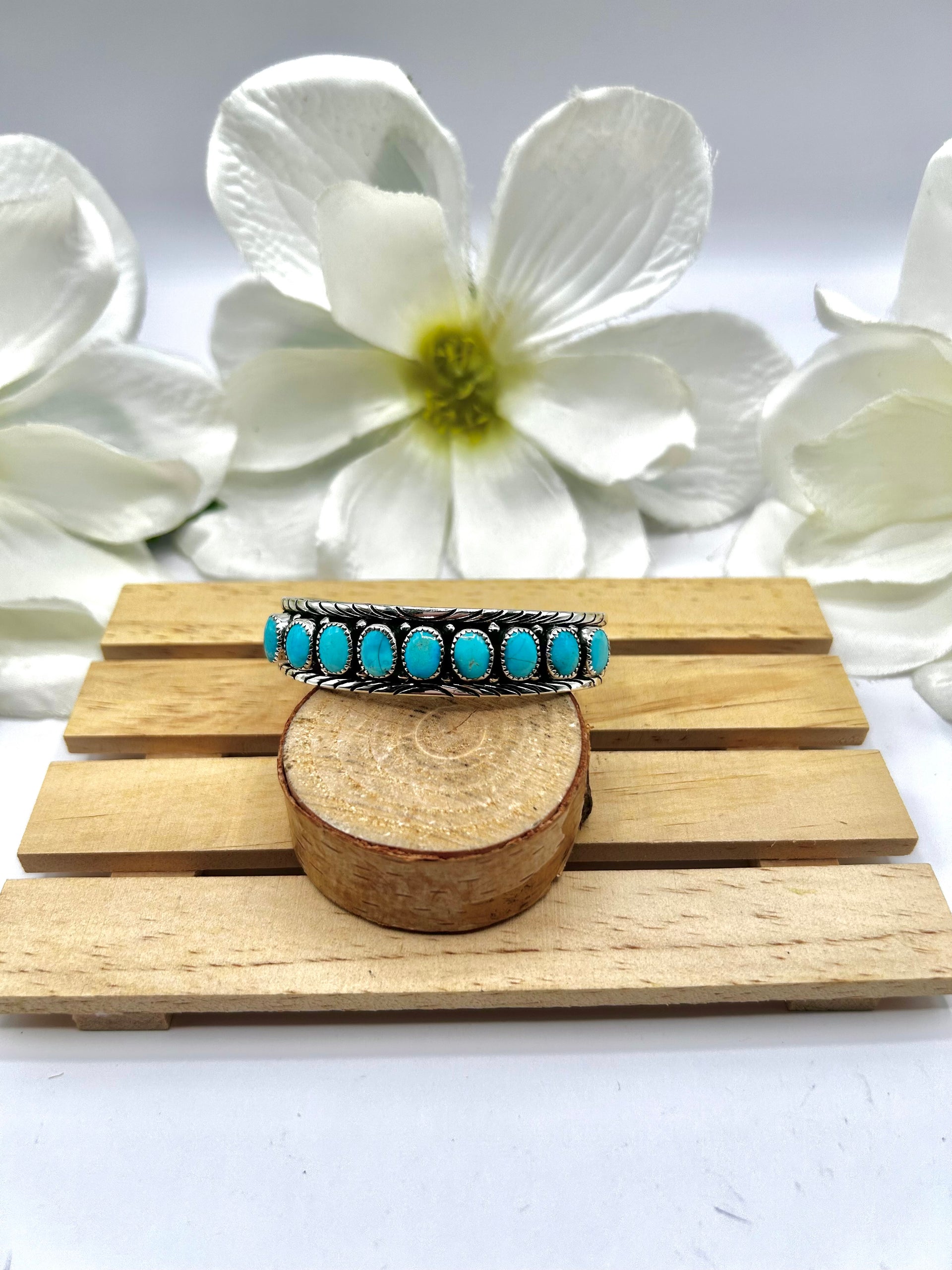 Navajo Made Kingman Turquoise & Sterling Silver Cuff Bracelet