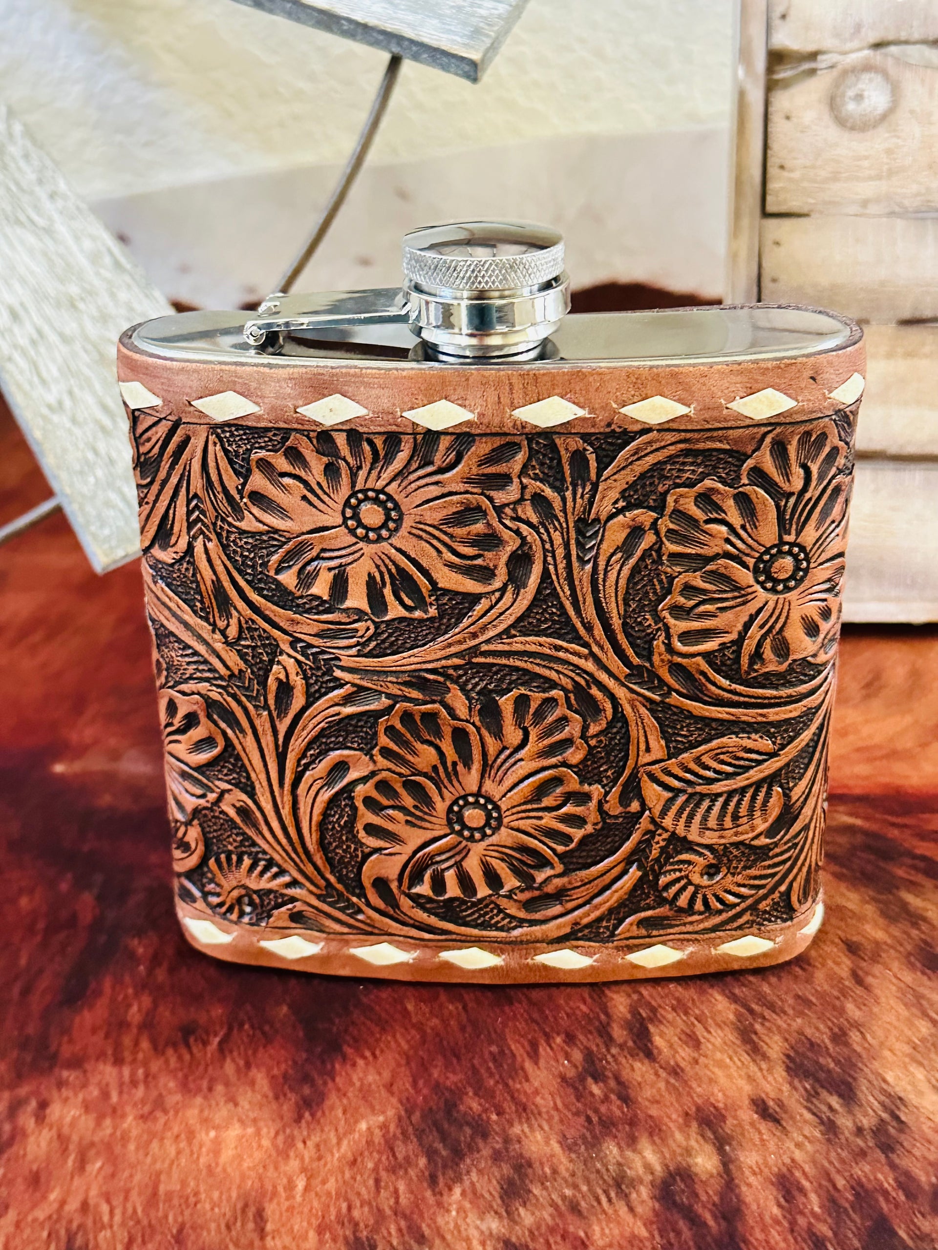 Genuine Tooled Leather 16 oz Flask