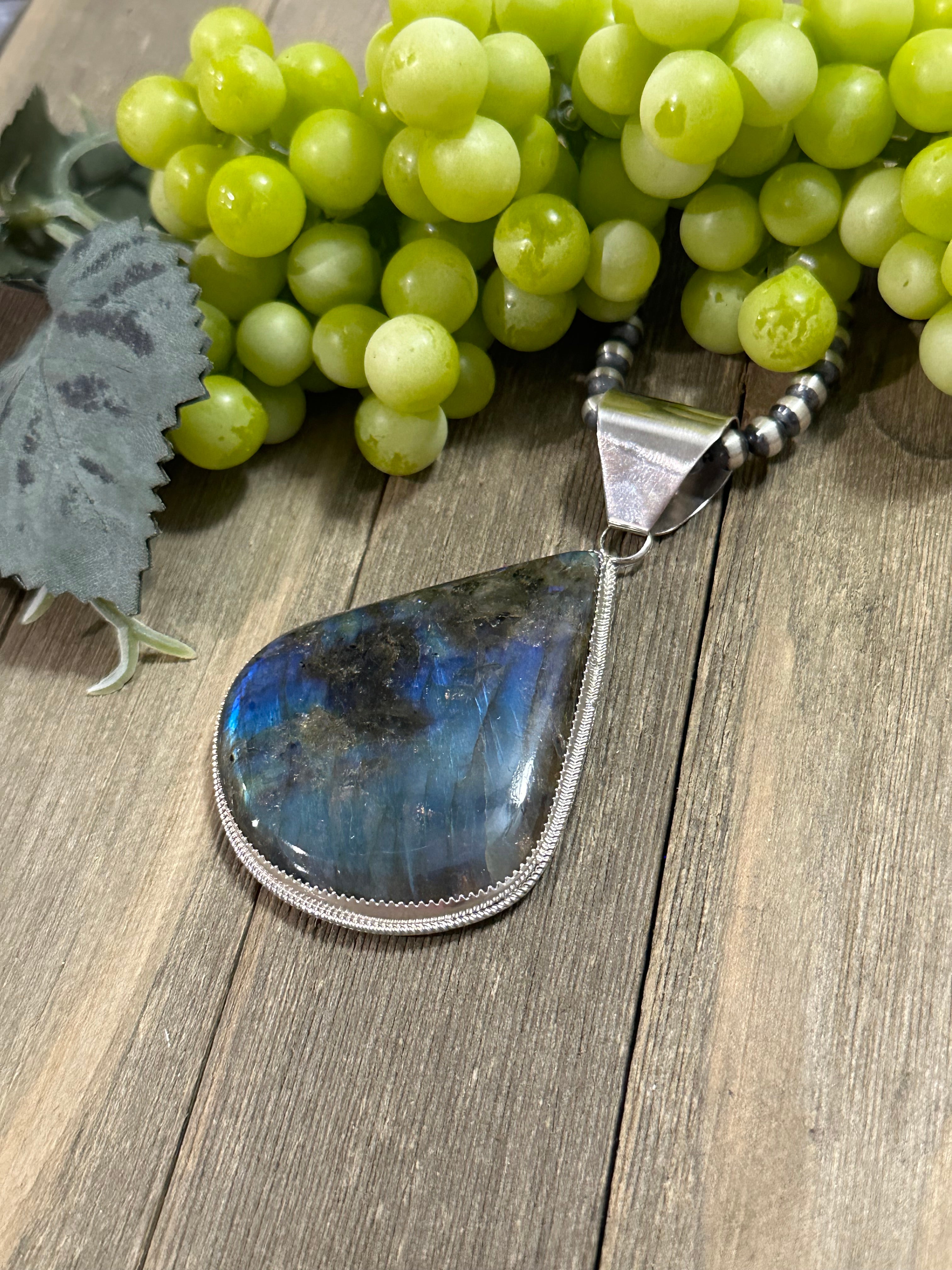 Reda Galvan Labradorite & Sterling Silver Pendant