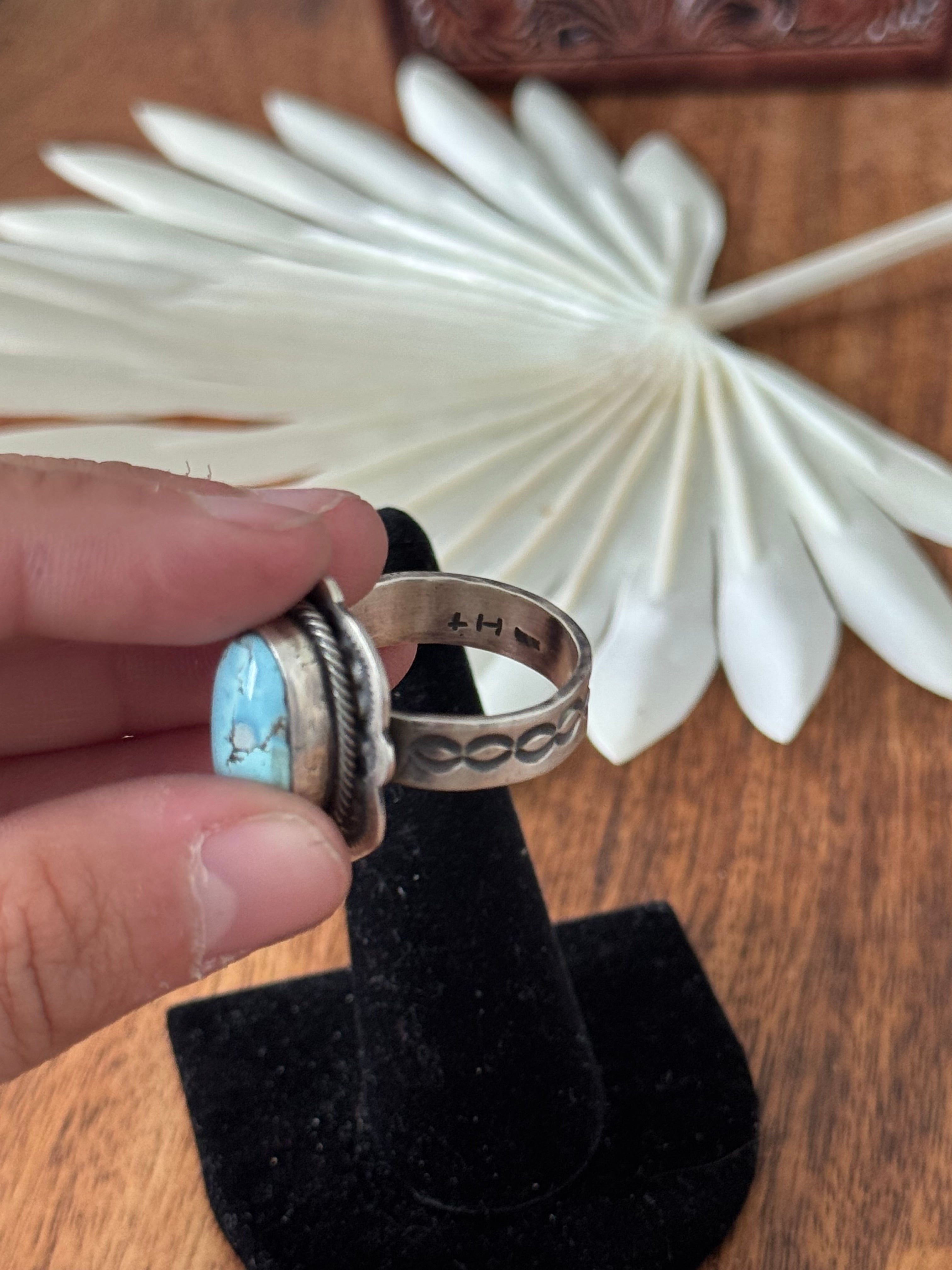 Navajo Made Kingman Turquoise & Sterling Silver Ring Size 10.5