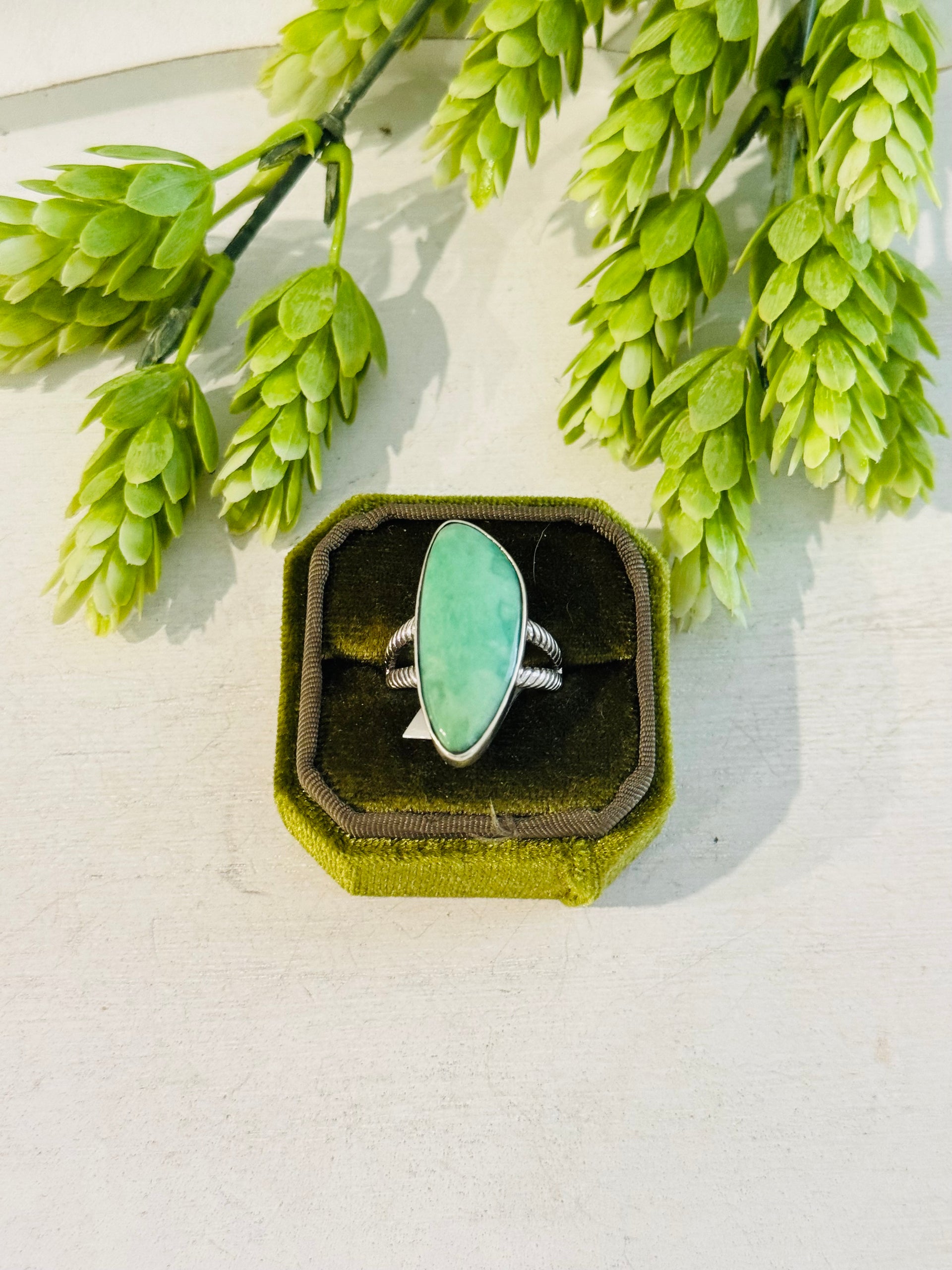 Southwest Made Kingman Turquoise & Sterling Sliver Ring Size 9.75