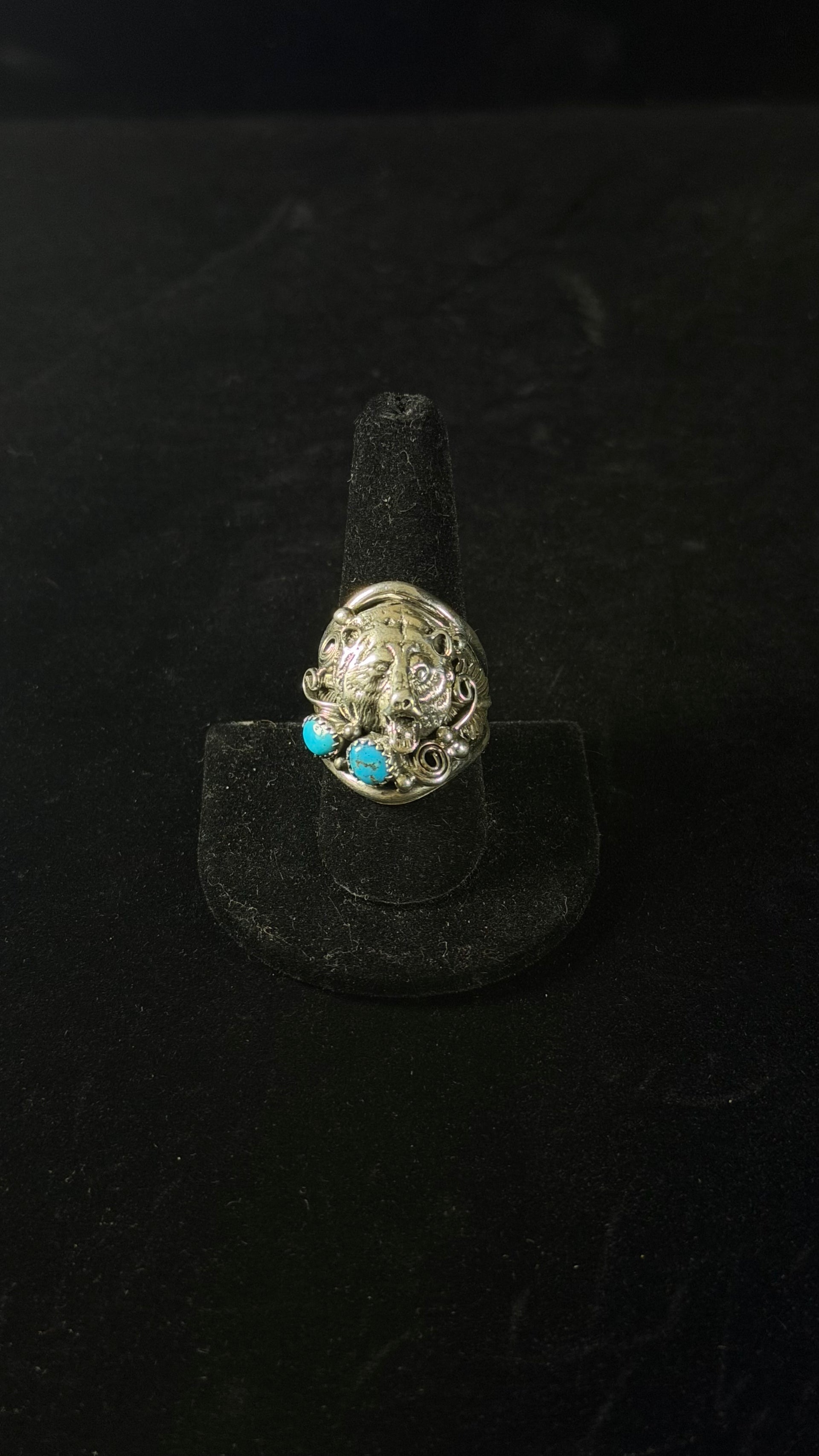 Navajo Made Kingman Turquoise & Sterling Silver Bear Ring