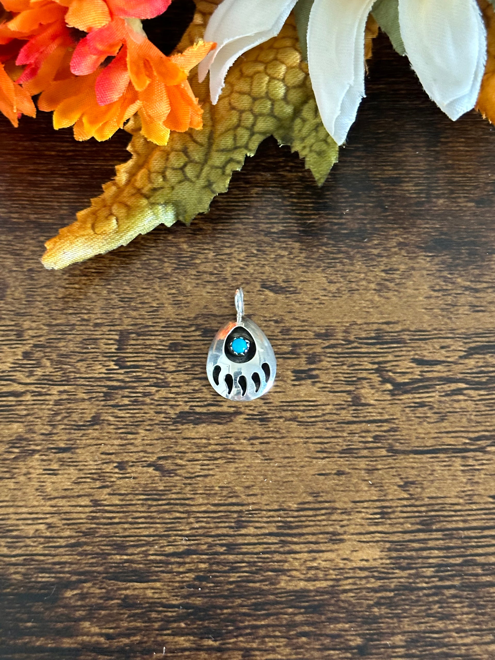 Navajo Made Sterling Silver Bear Claw Pendant