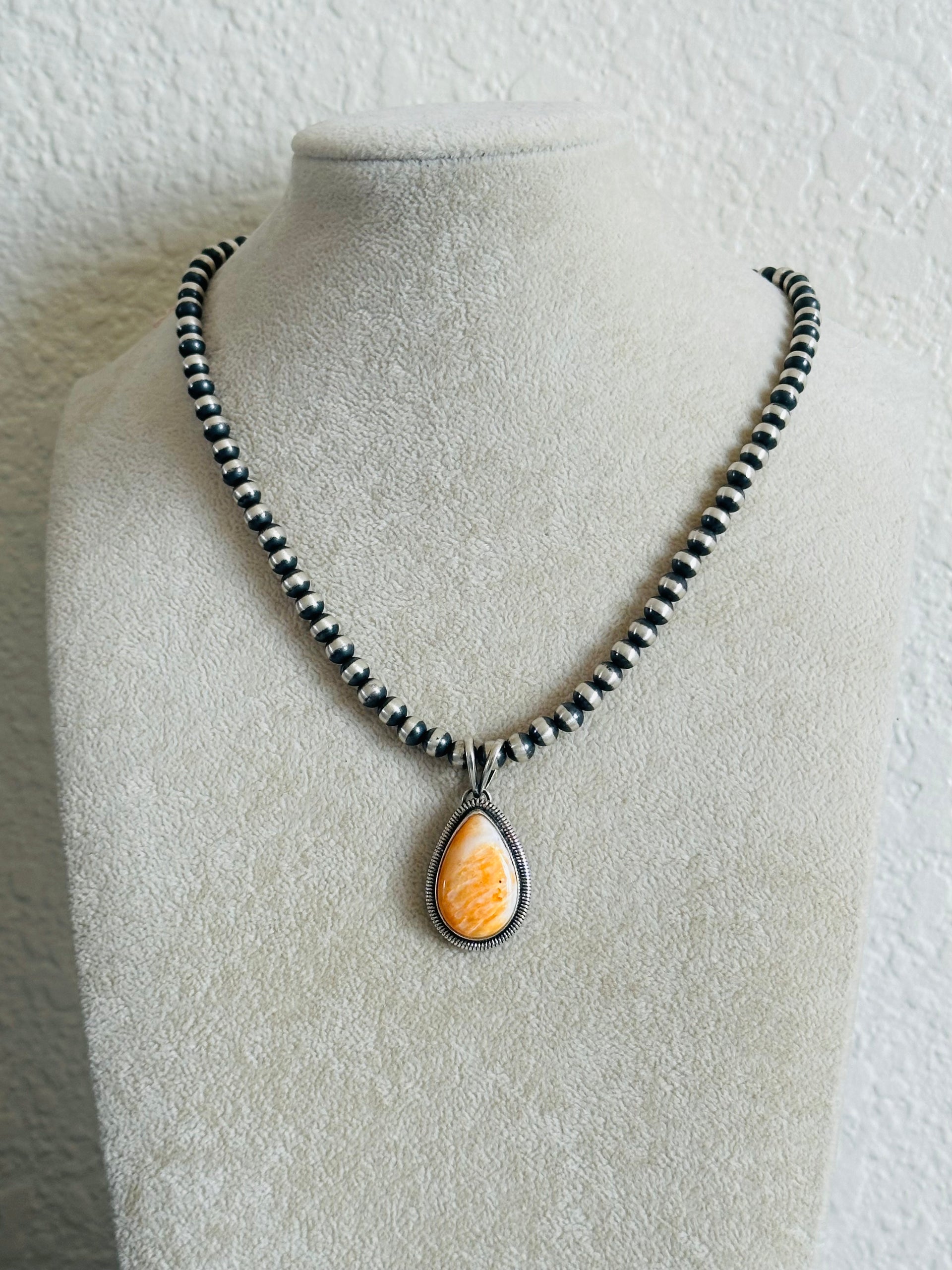 Wydell Billie Spiny Oyster & Sterling Silver Pendant