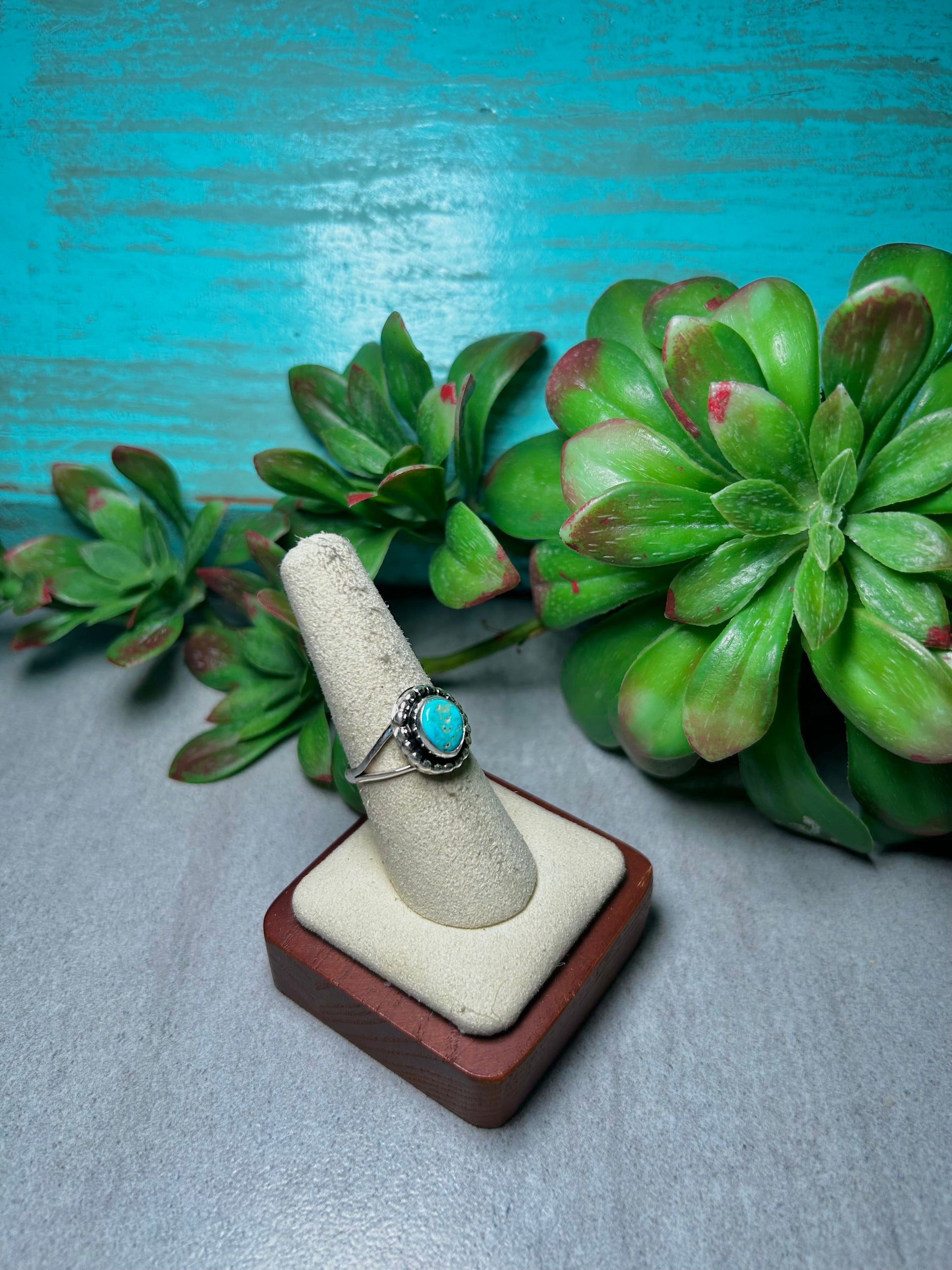 Navajo Made Kingman Turquoise & Sterling Silver Cluster Ring Size 7.75