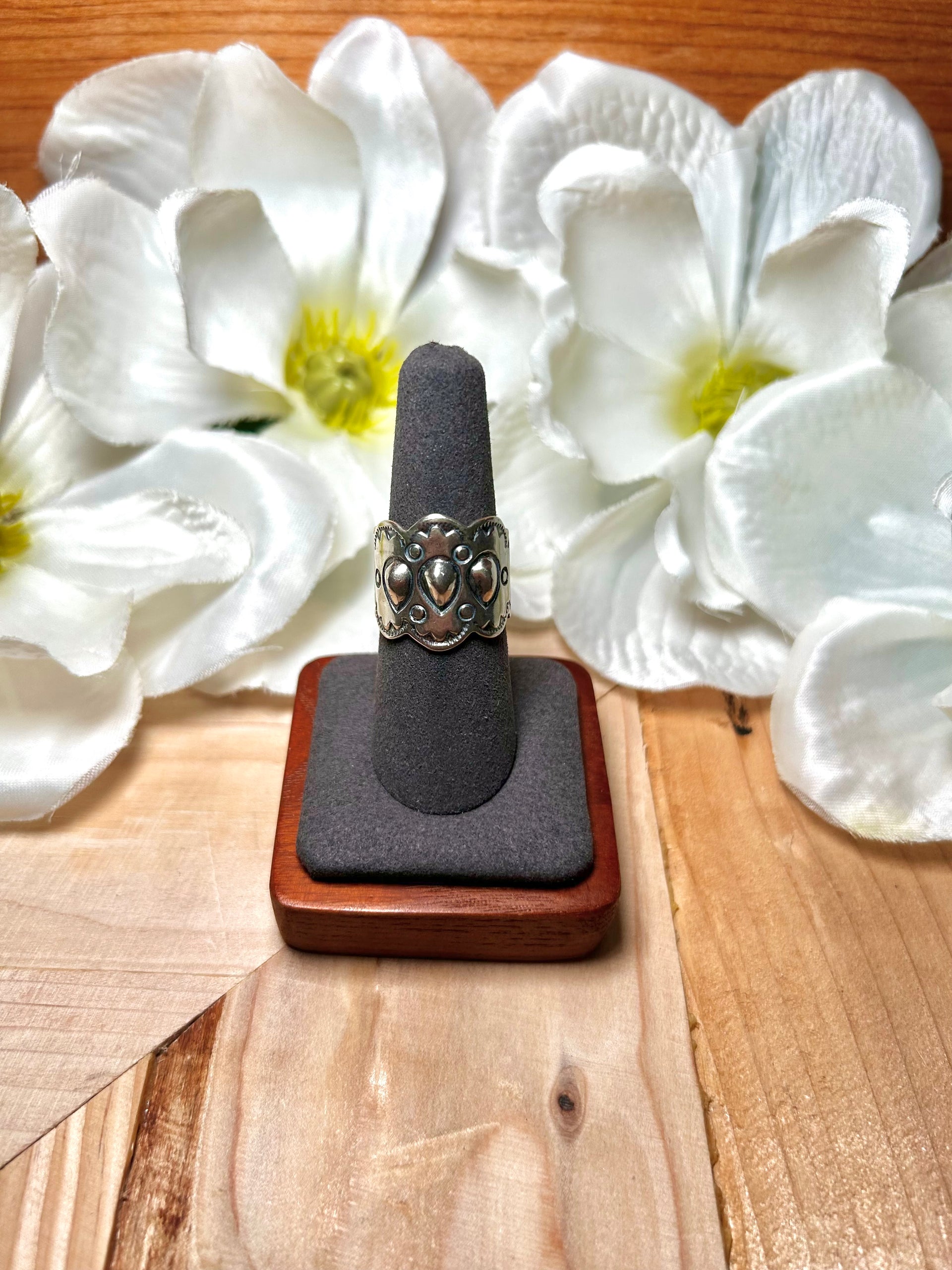 Navajo Made Sterling Silver Ring Size 7.5