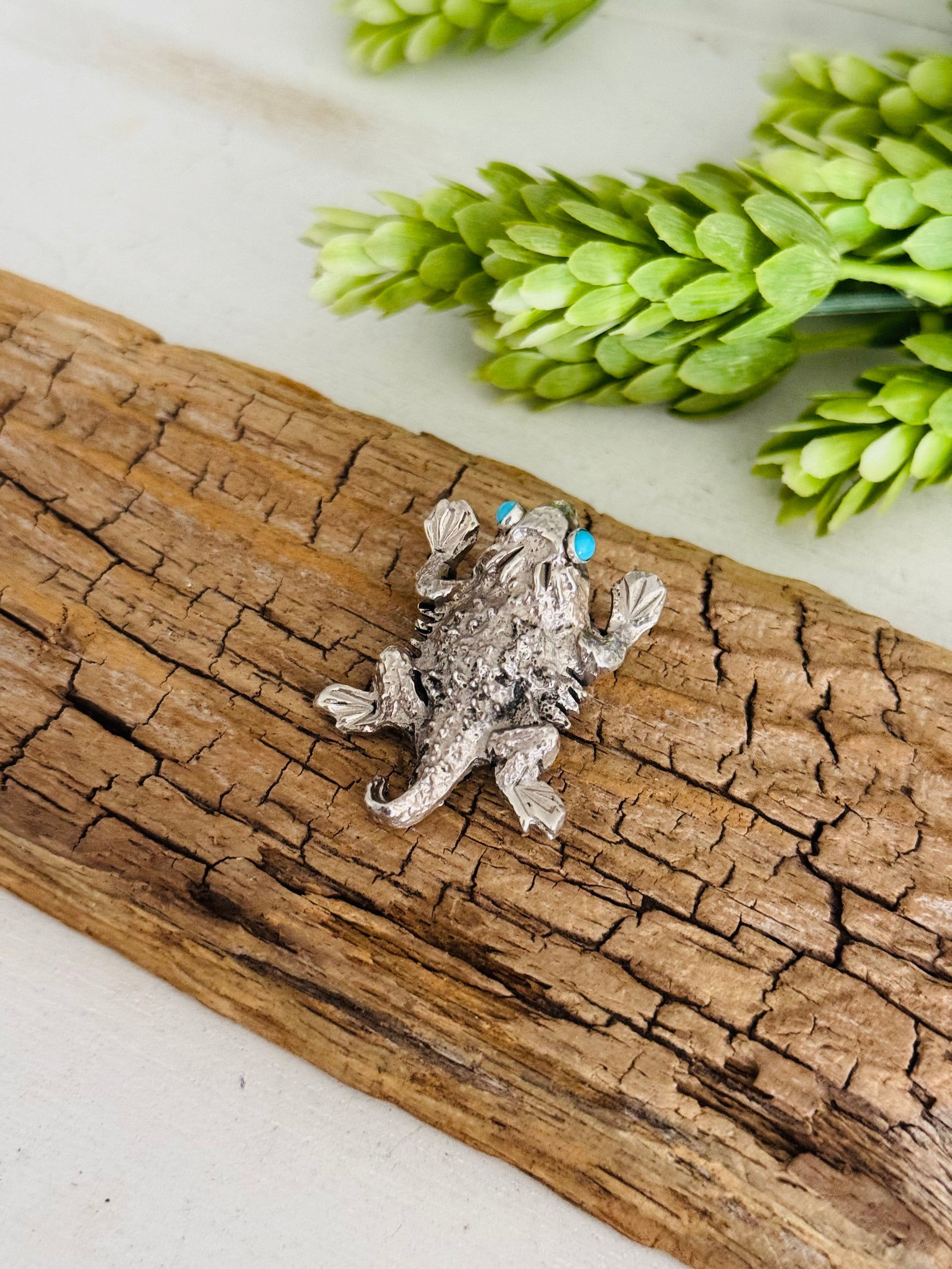 Navajo Made Turquoise & Sterling Silver Horny Toad Pin/Pendant