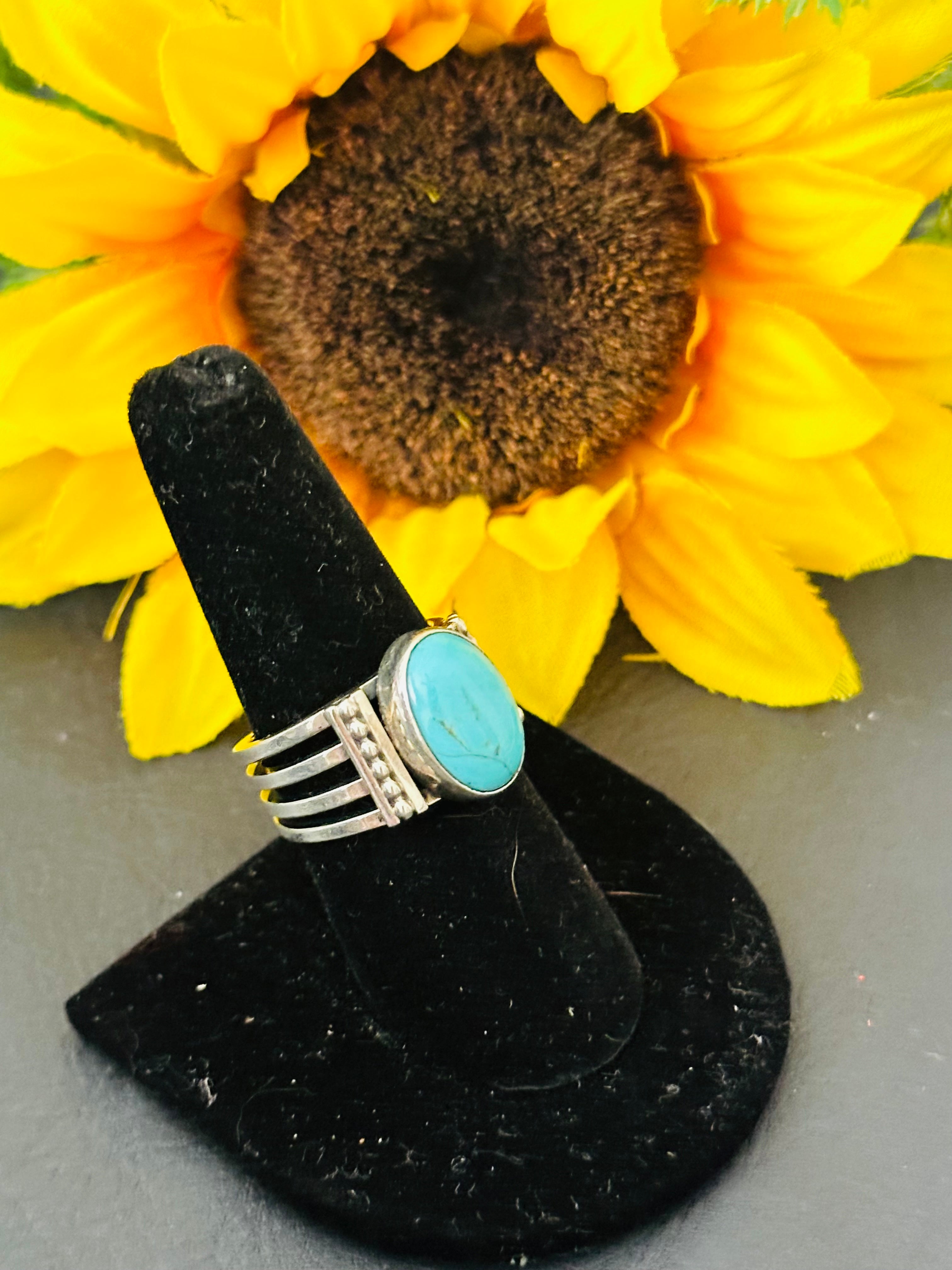 Navajo Handmade Kingman Turquoise & Sterling Silver Ring