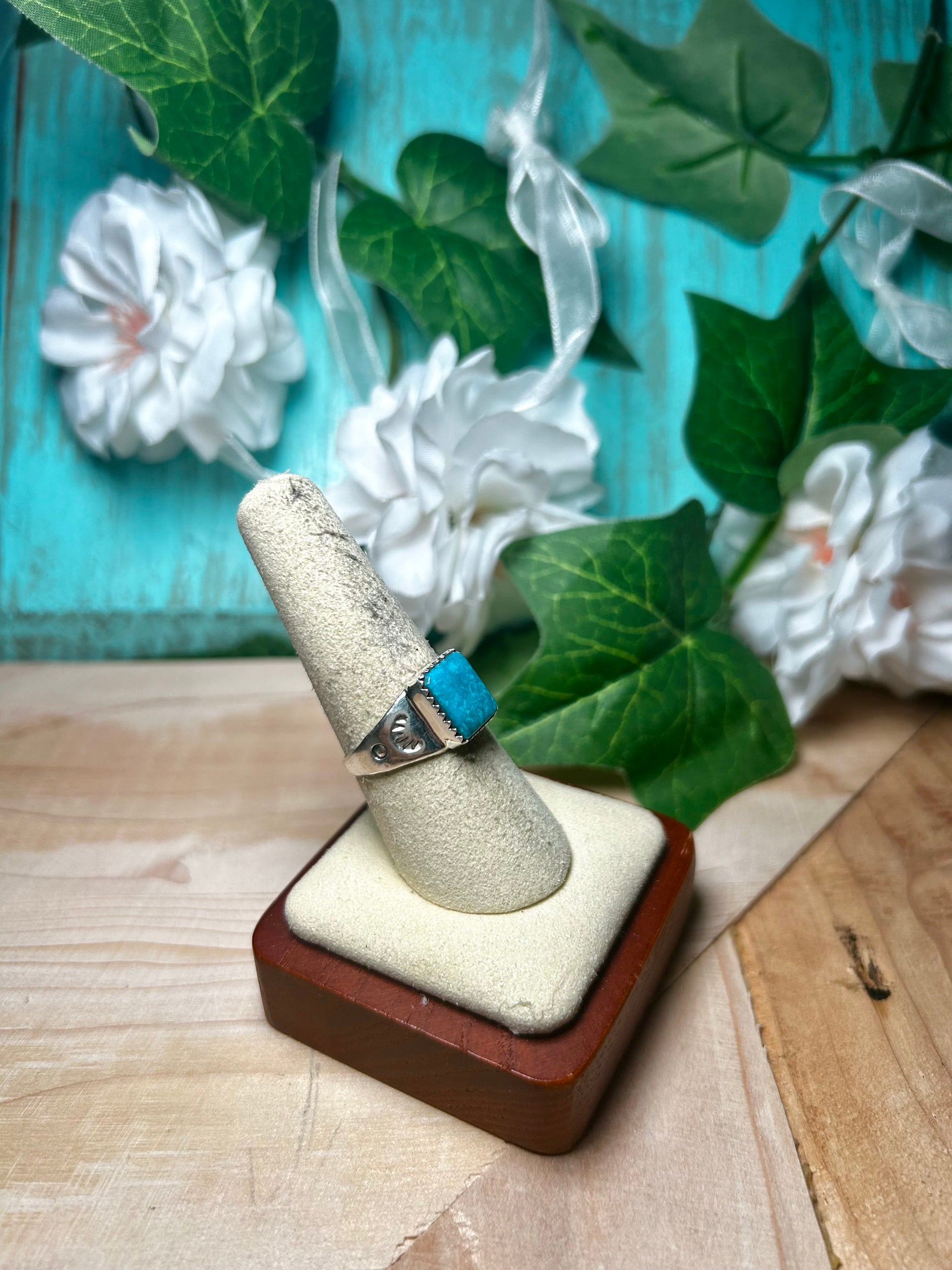 Navajo Made Royston Turquoise & Sterling Silver Ring Size 8.25