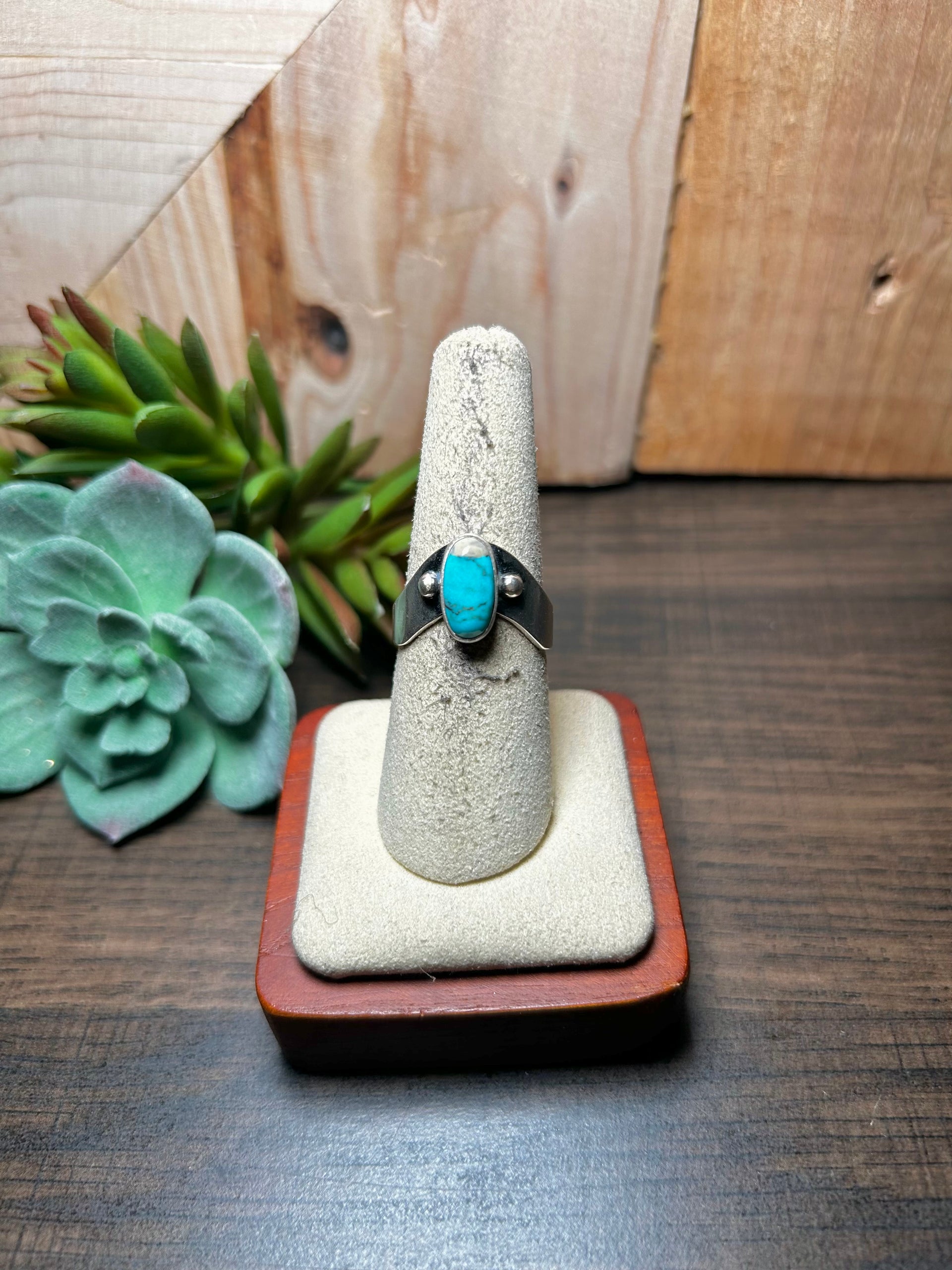 Navajo Made Kingman Turquoise & Sterling Silver Ring Size 8