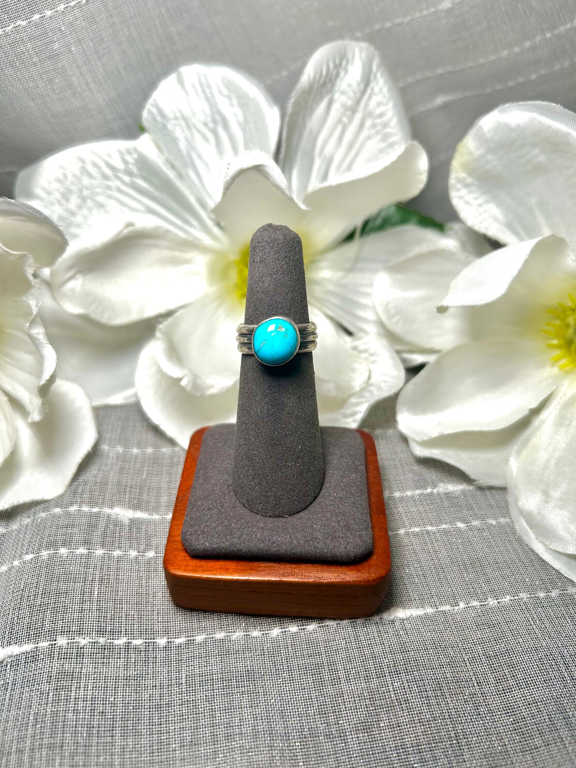 Navajo Made Kingman Turquoise & Sterling Silver Ring Size 5.75