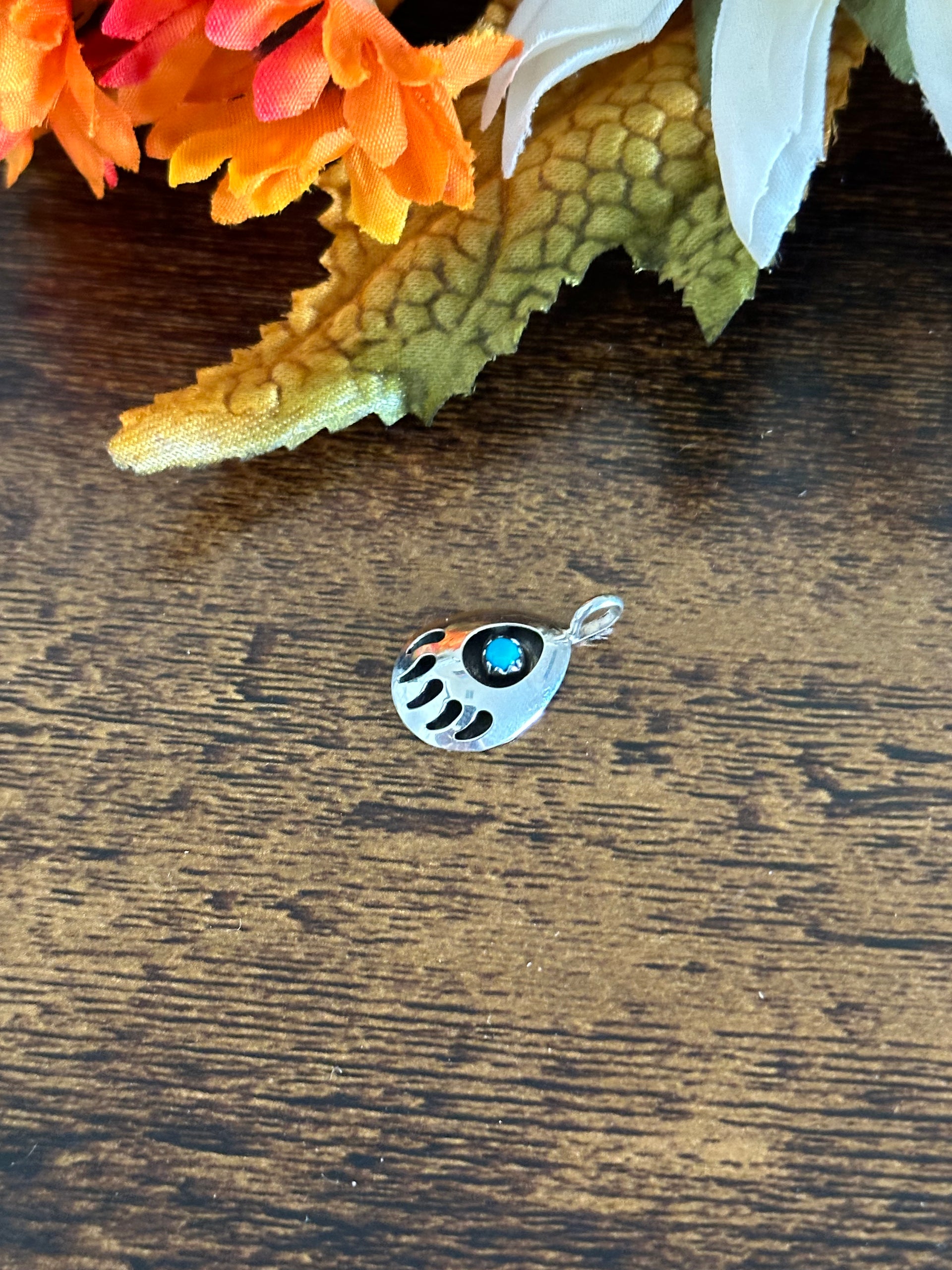 Navajo Made Sterling Silver Bear Claw Pendant