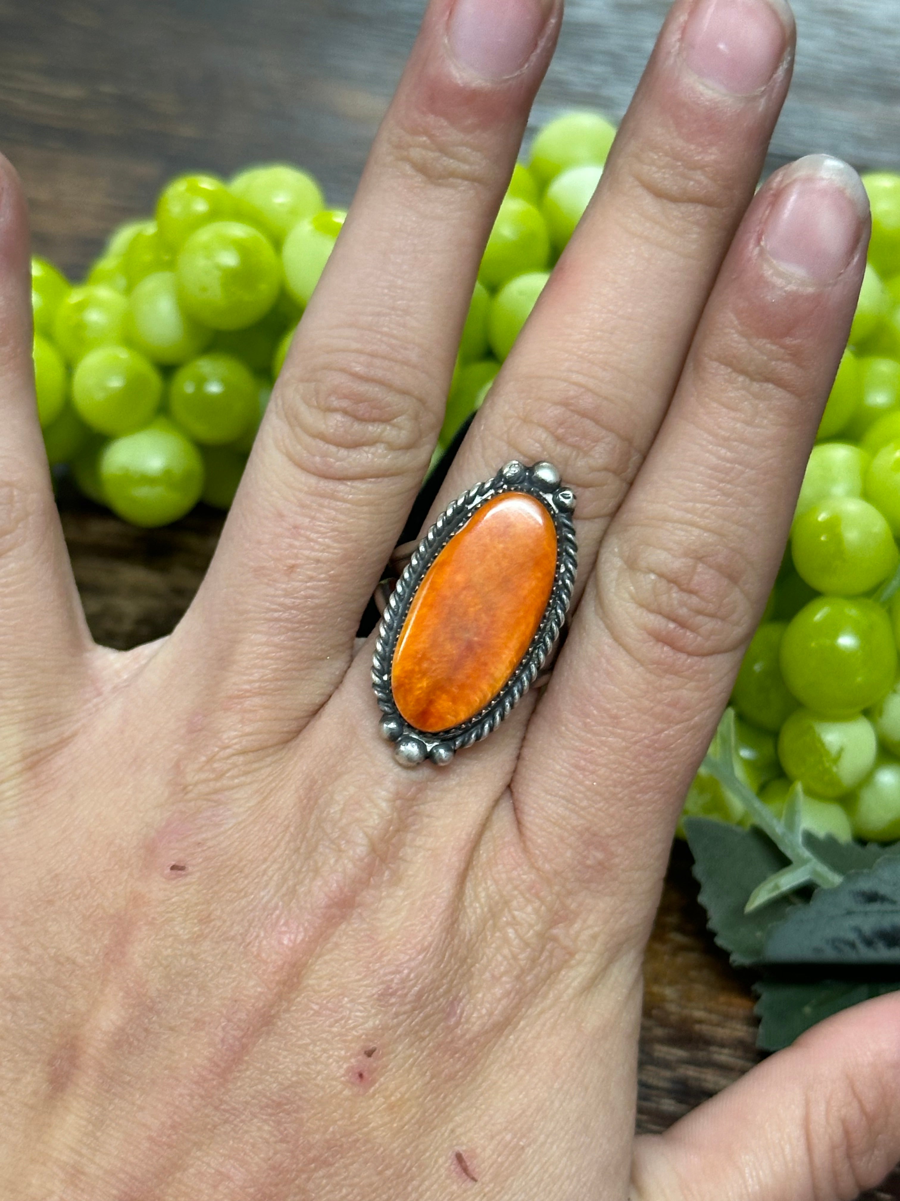 Navajo Handmade Spiny Oyster & Sterling Silver Ring Size 7.75