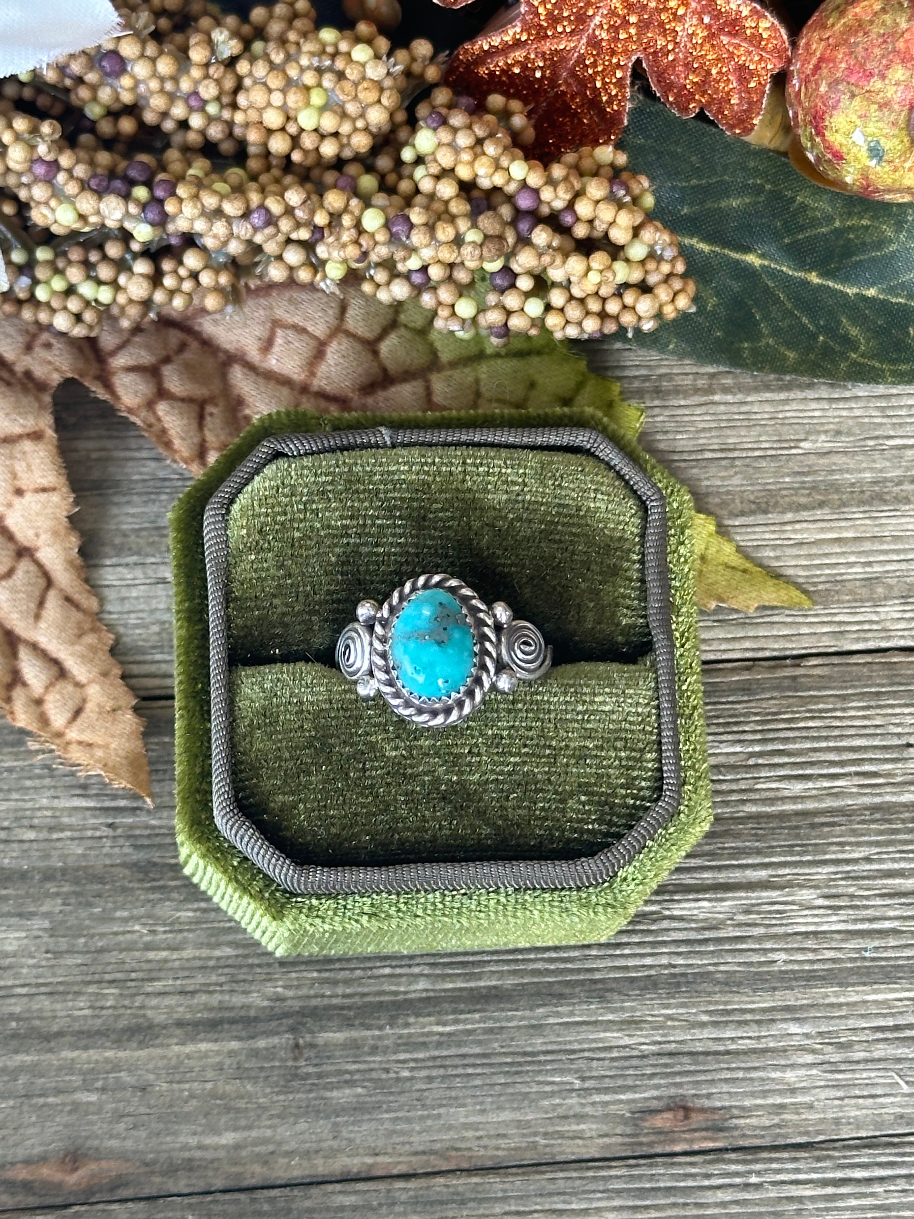 Navajo Made Kingman Turquoise & Sterling Silver Ring