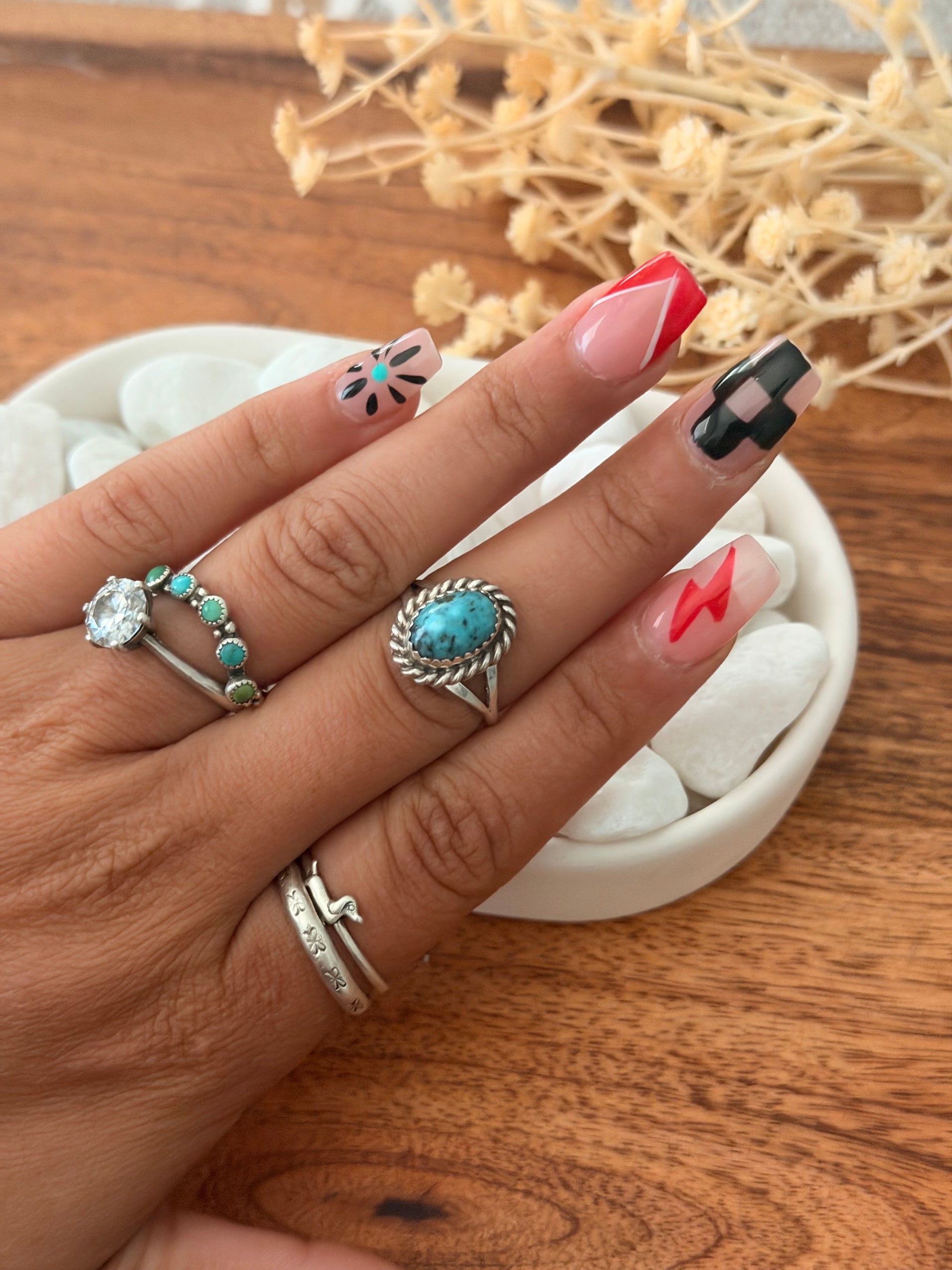 Navajo Made Kingman Turquoise & Sterling Silver Ring Size 7.75