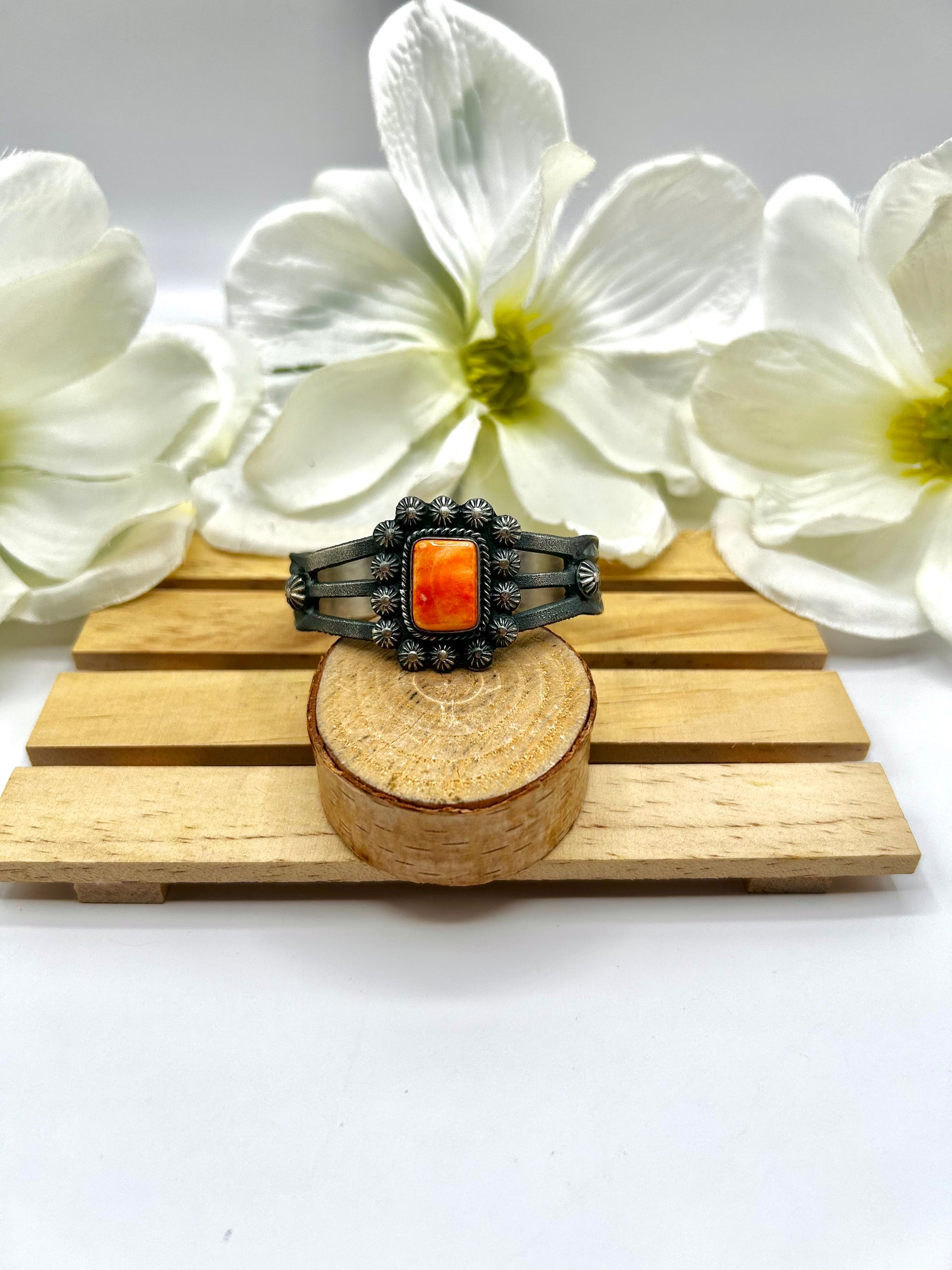 Kindale Billah Spiny Oyster & Sterling Silver Cuff Bracelet