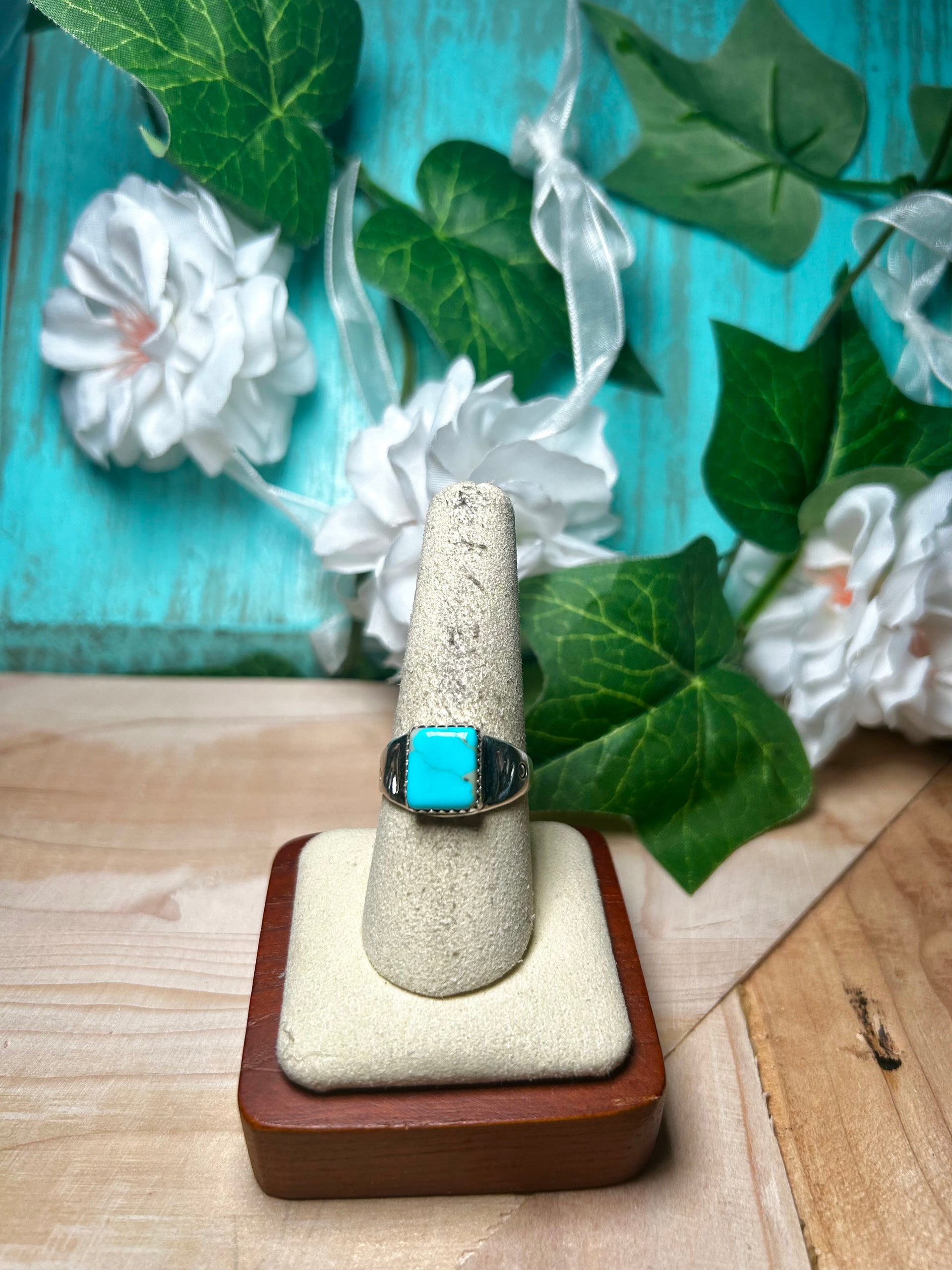 Navajo Made Royston Turquoise & Sterling Silver Ring Size 8.75