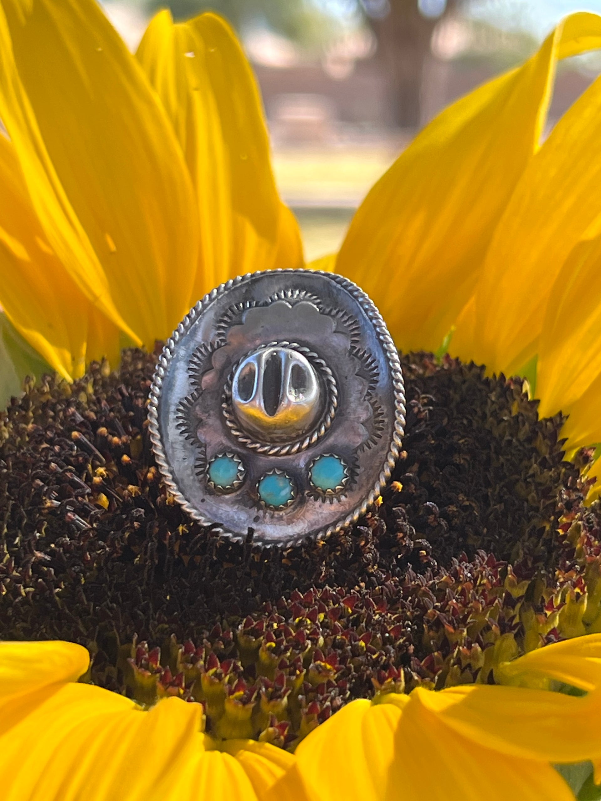 Navajo Made Kingman Turquoise & Sterling Silver Cowboy Hat Ring