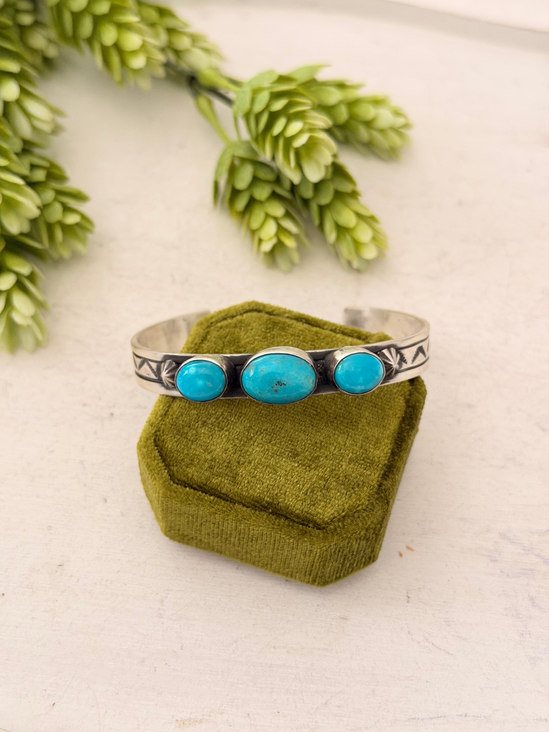 Navajo Made Kingman Turquoise & Sterling Silver Cuff Bracelet