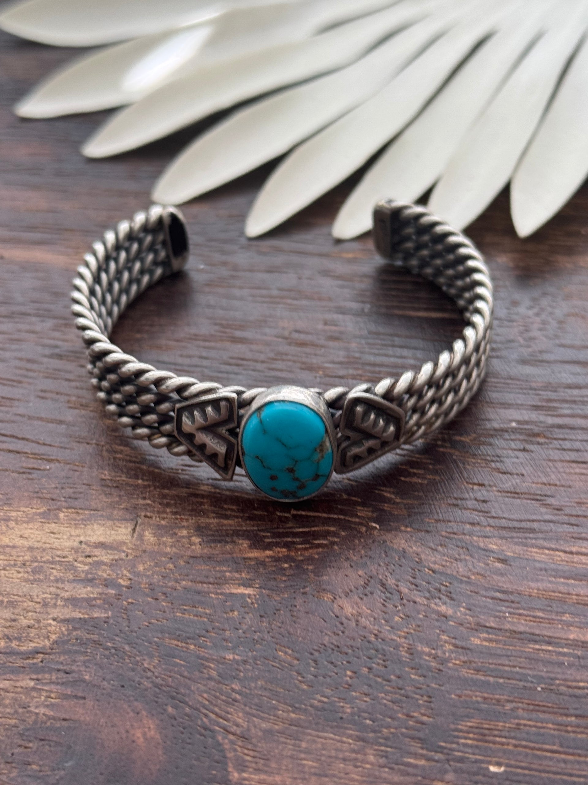 Navajo Handmade Kingman Turquoise & Sterling Silver Cuff Bracelet
