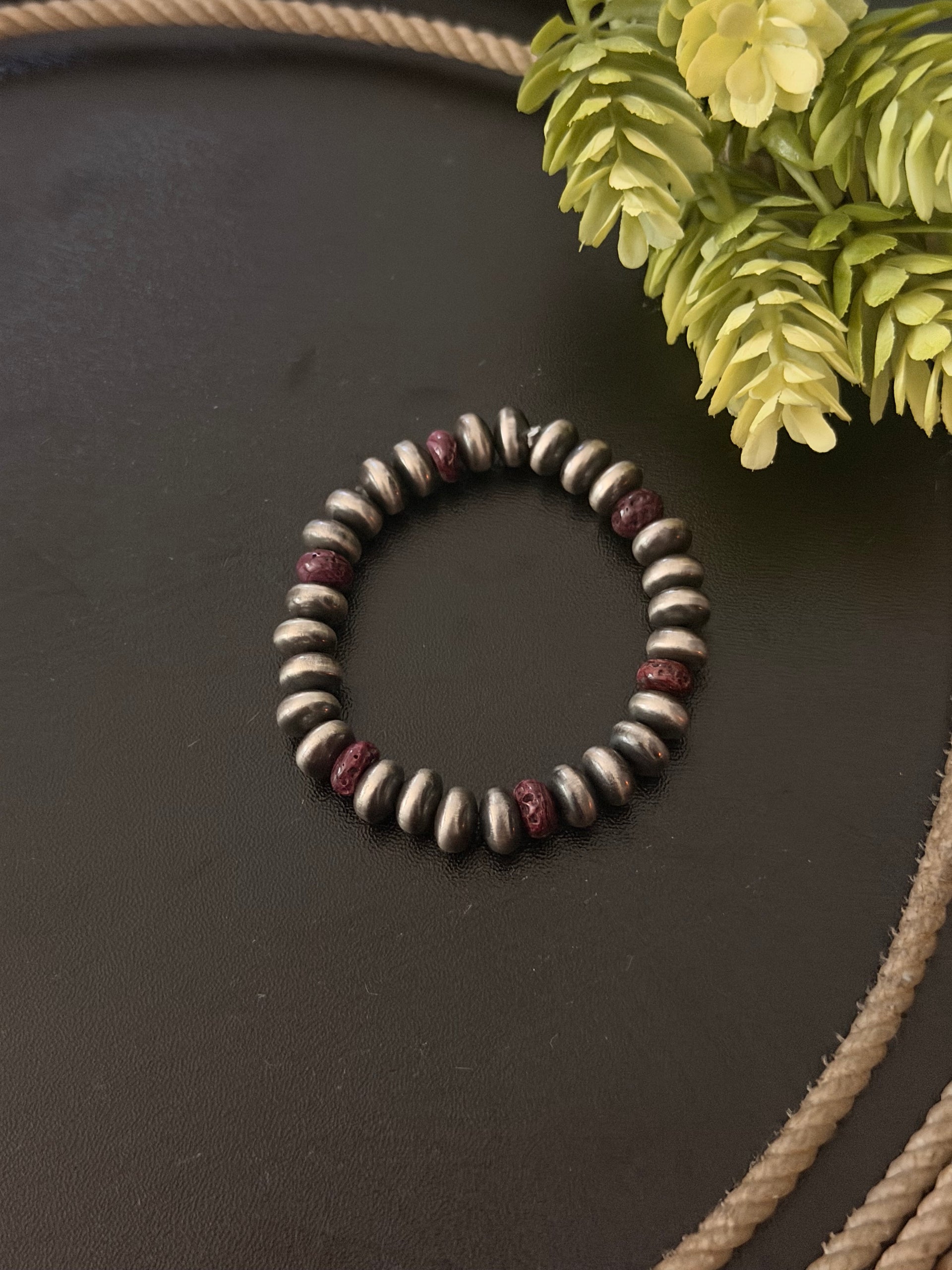 Navajo Strung Purple Spiny Oyster & Sterling Silver Pearl Stretch Bracelet