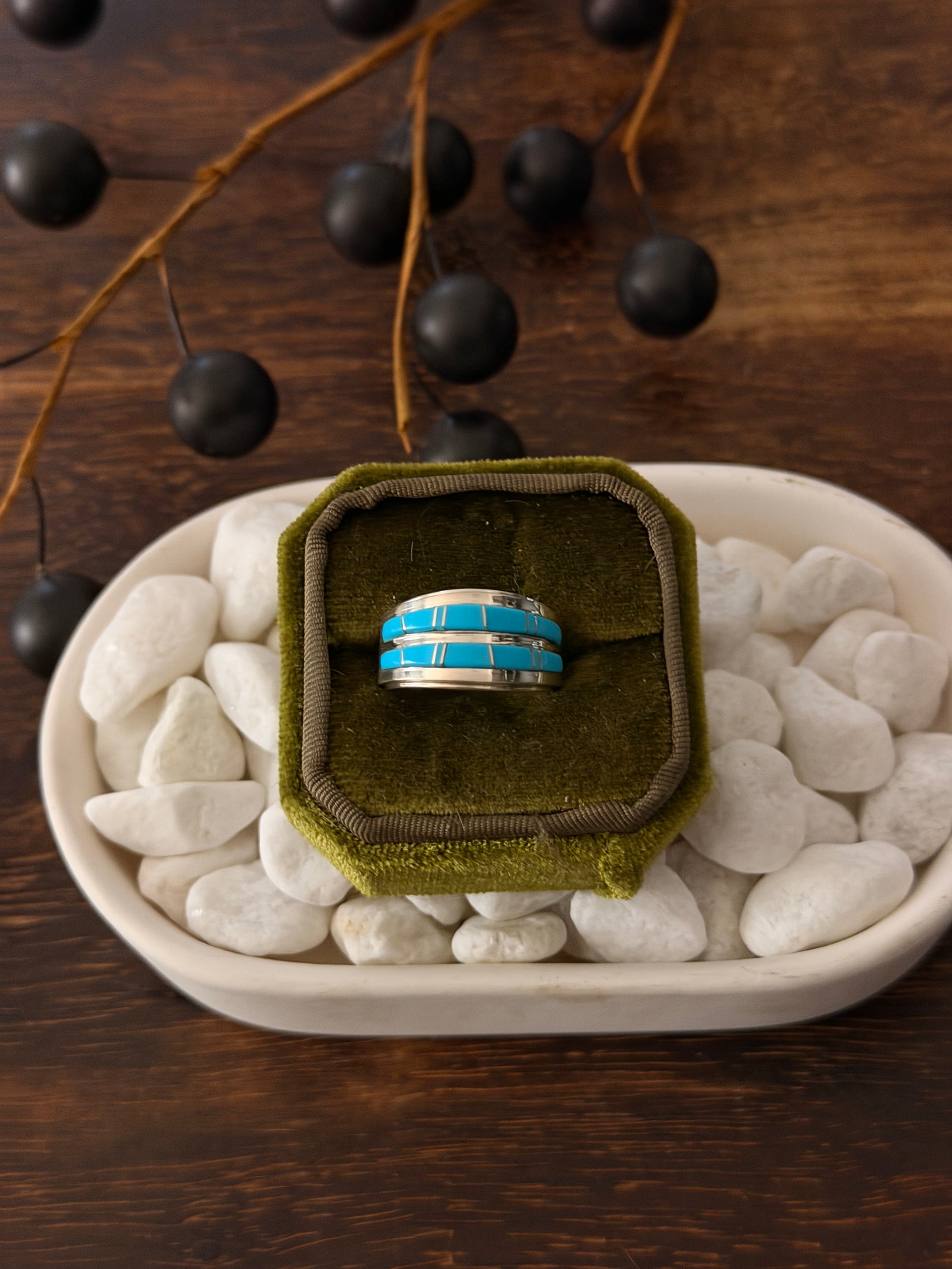 Navajo Made Kingman Turquoise & Sterling Silver Ring