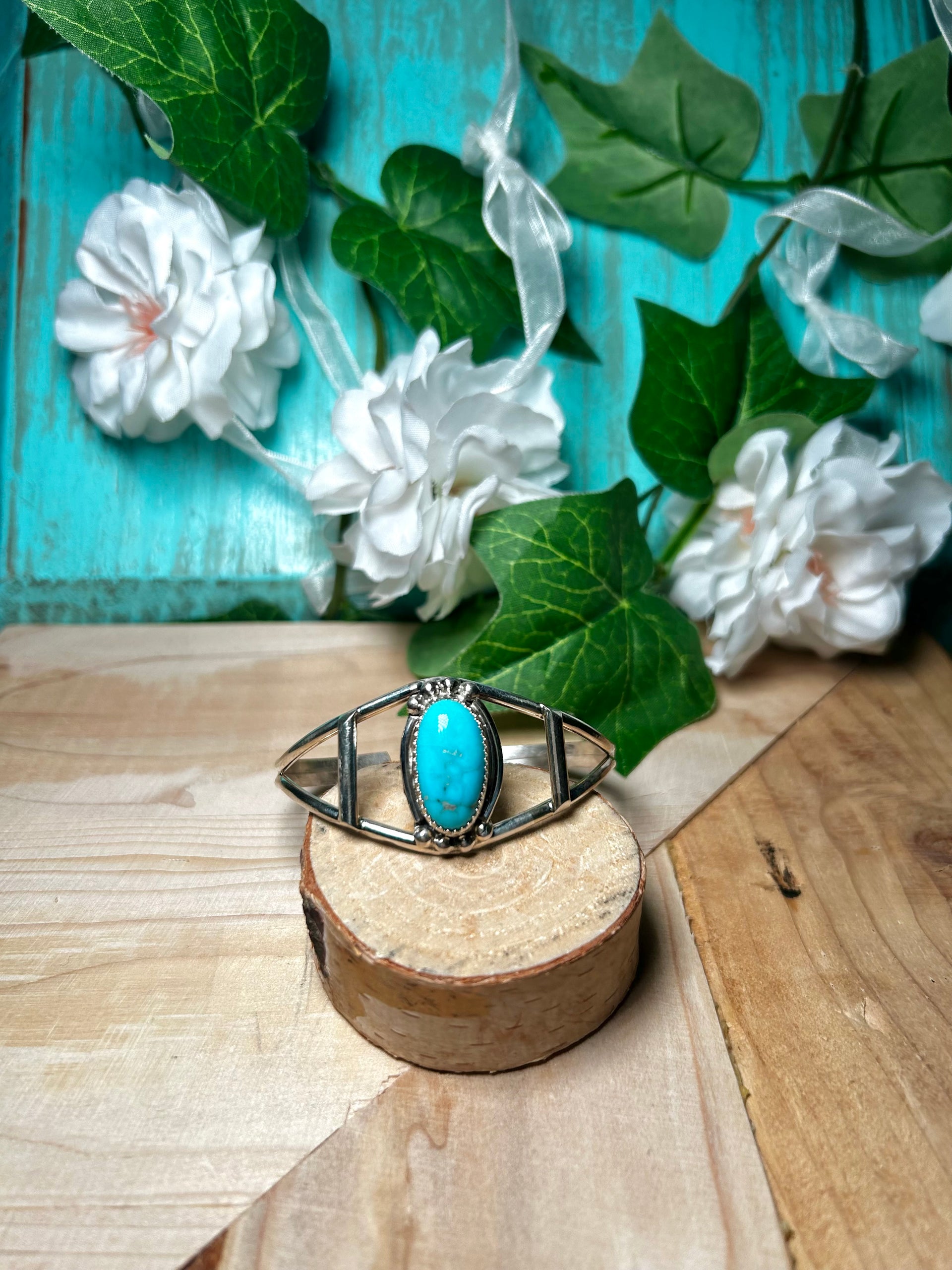 Navajo Kingman Turquoise & Sterling Silver Cuff Bracelet