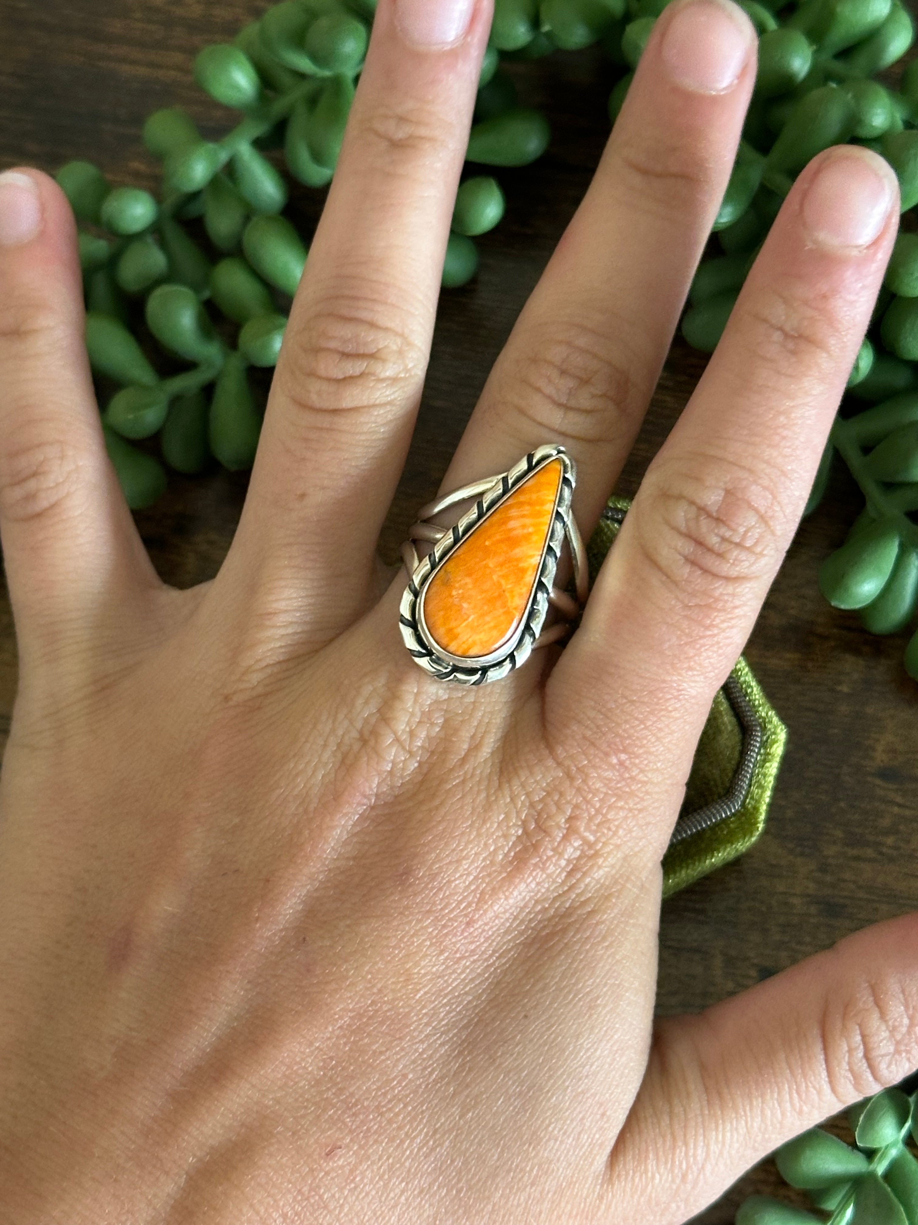 Navajo Handmade Spiny Oyster & Sterling Silver Ring Size 9.25