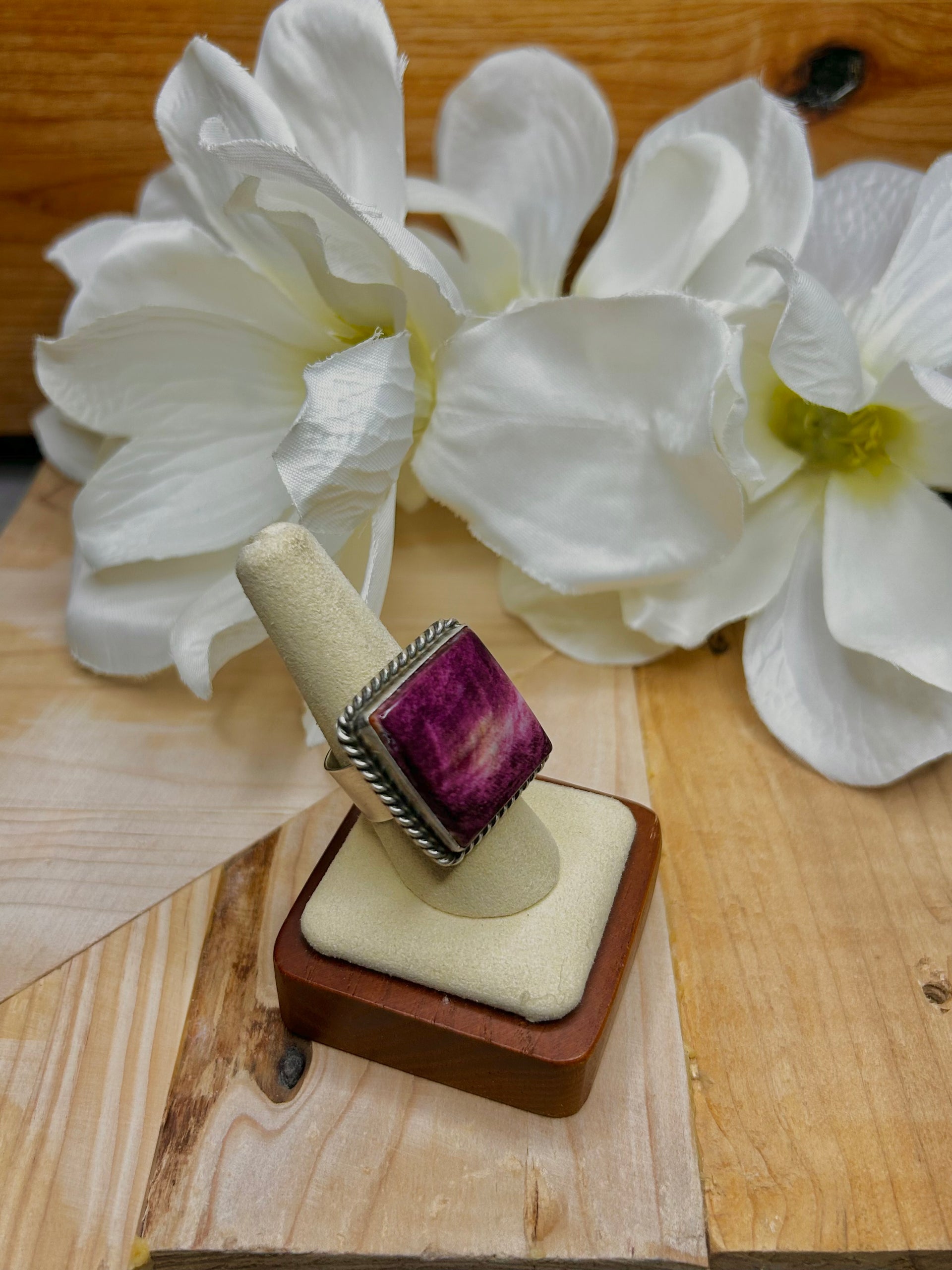 Augustine Largo Purple Spiny Oyster & Sterling Silver Cluster Adjustable Ring