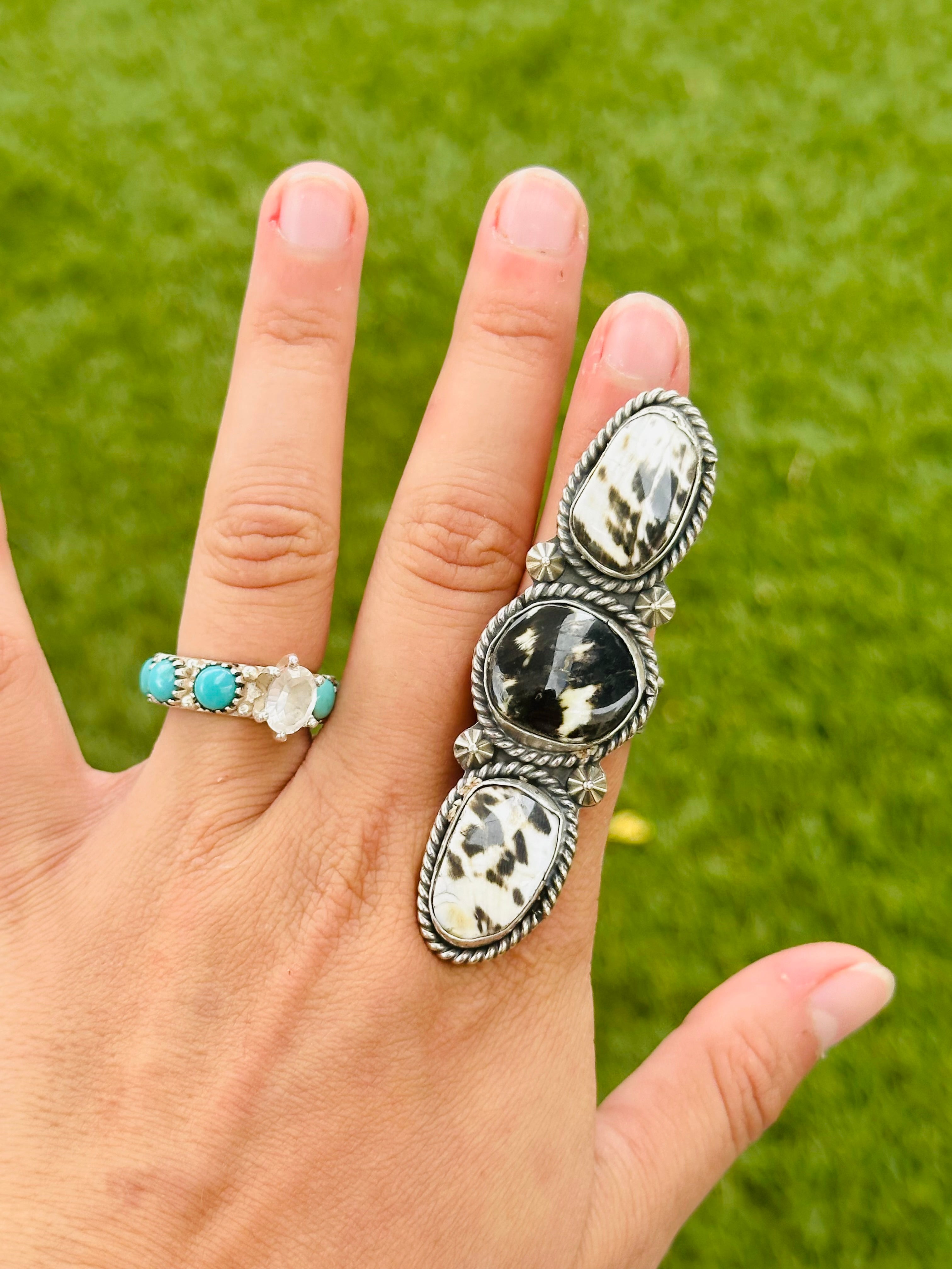 Navajo Made Lonely Pepper Shell & Sterling Silver Adjustable Ring