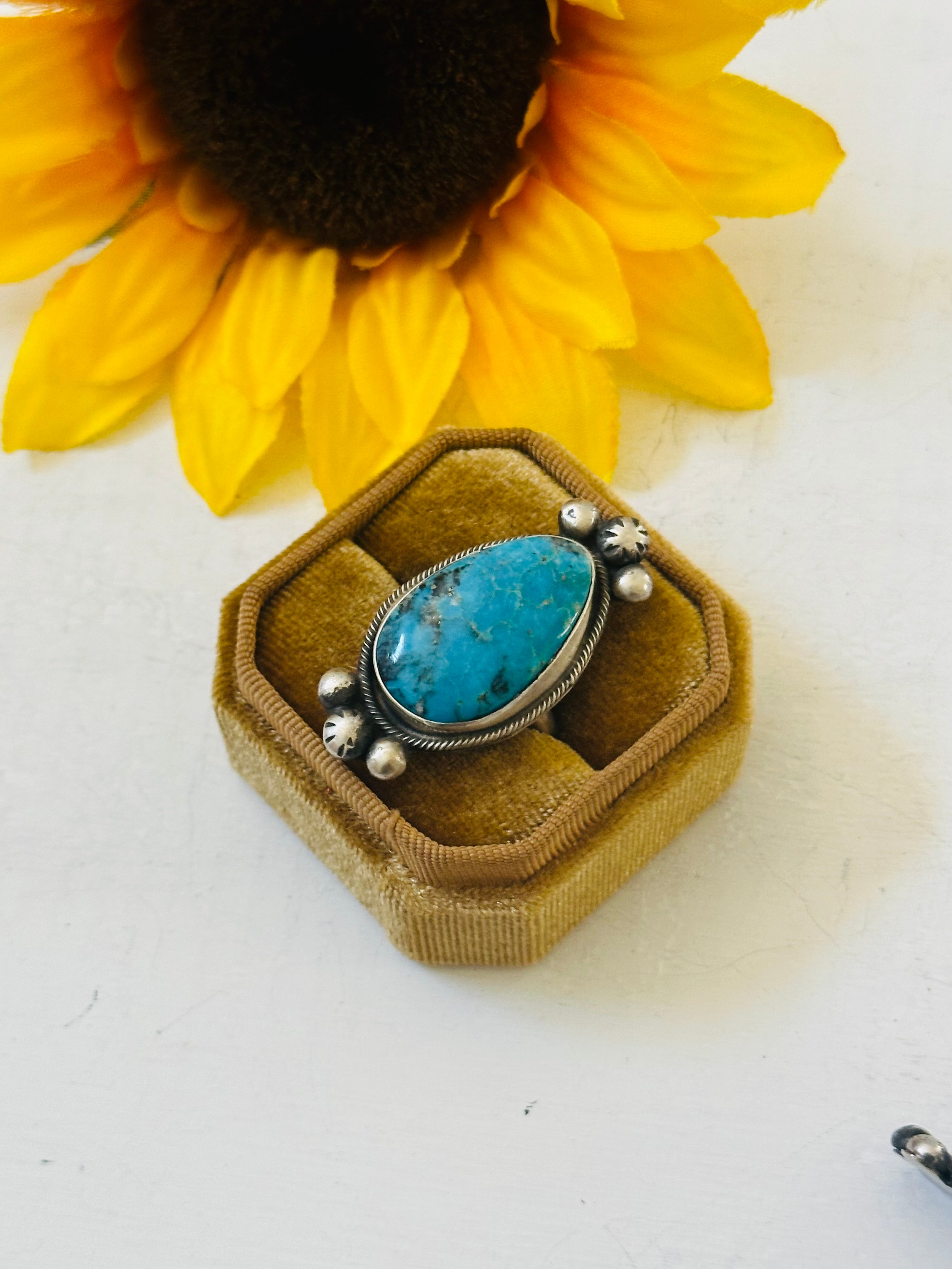 Navajo Made Kingman Turquoise & Sterling Silver Ring Size 6