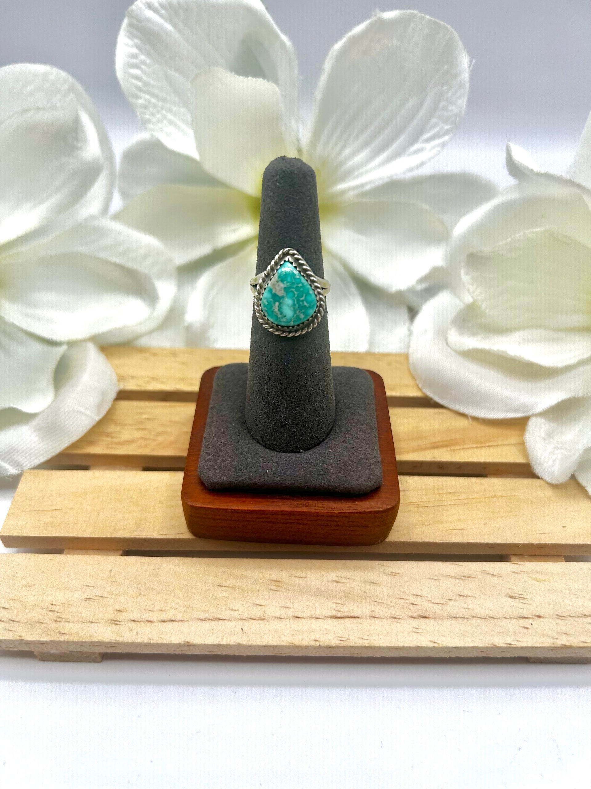 Navajo Made White Water Turquoise & Sterling Silver Ring Size 6