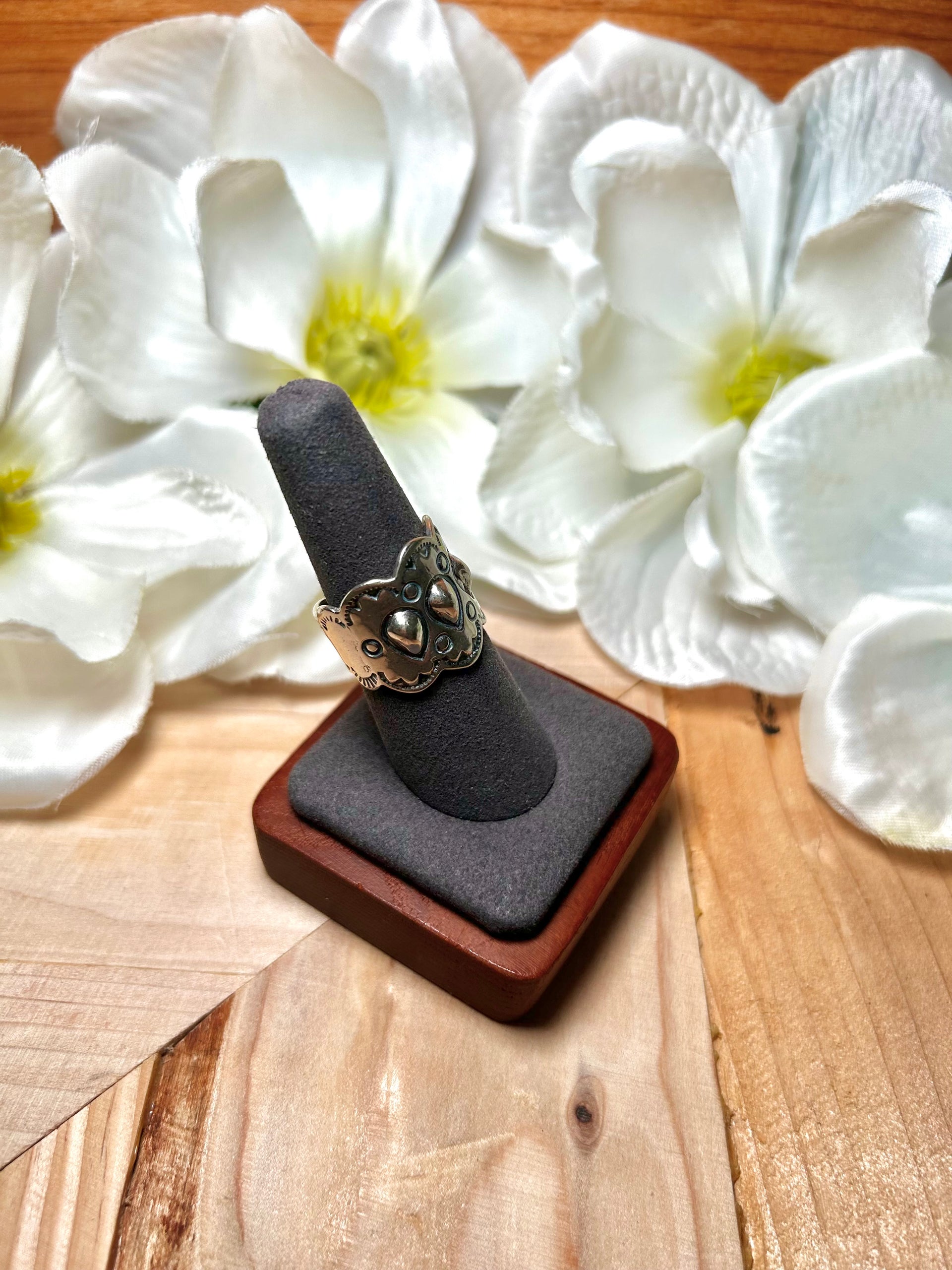 Navajo Made Sterling Silver Ring Size 7.5
