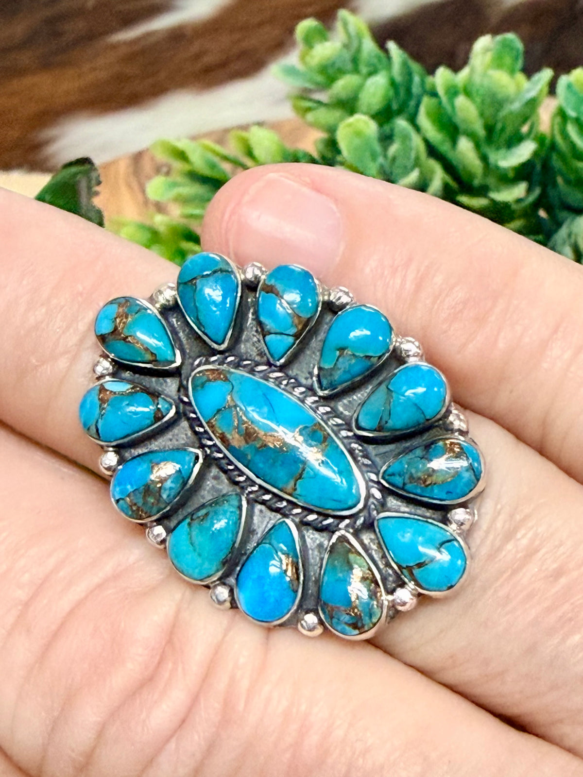 Southwest Handmade Turquoise Mohave & Sterling Silver Size 6.75