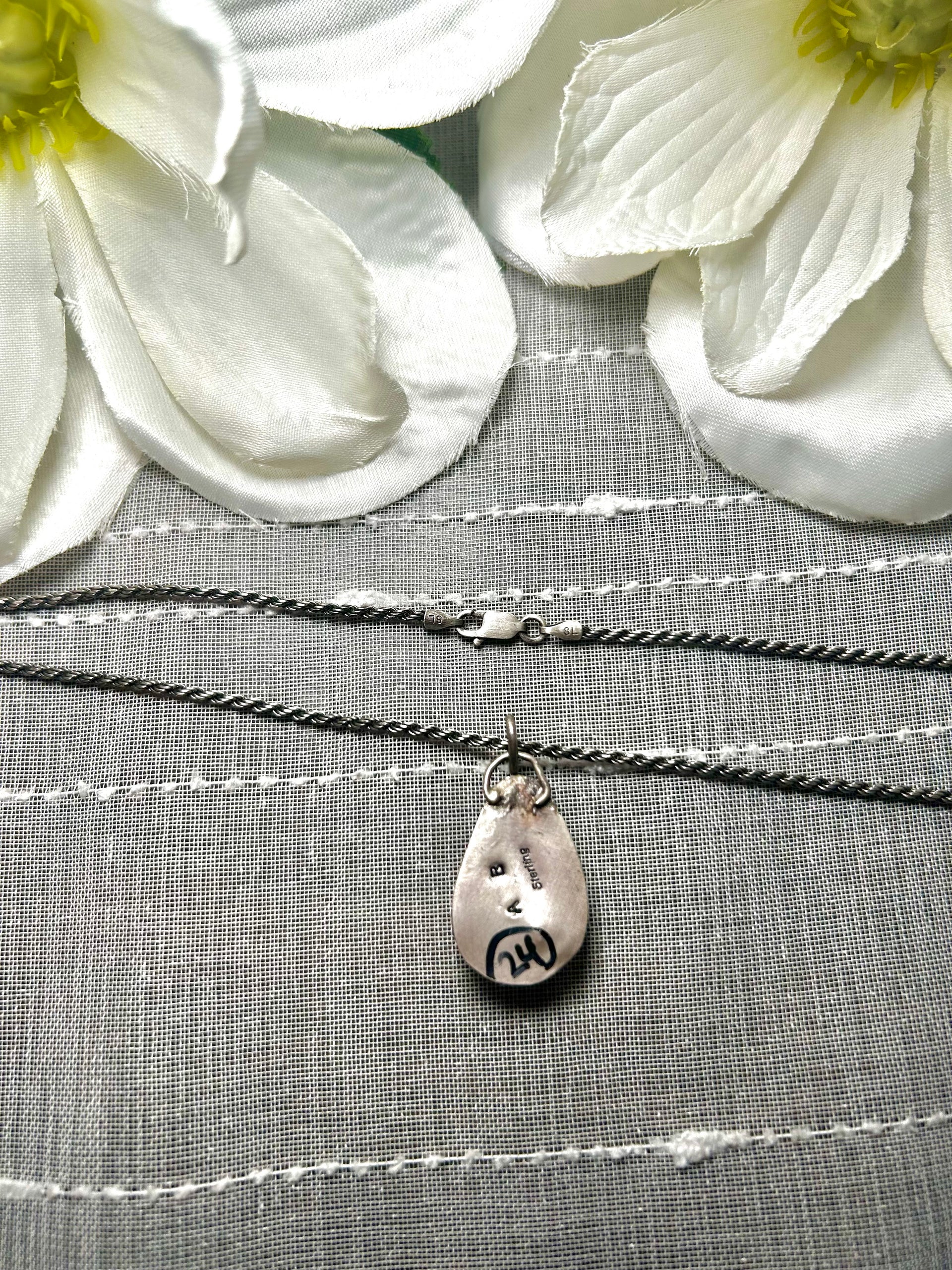 Navajo Made Spiny Oyster & Sterling Silver Necklace