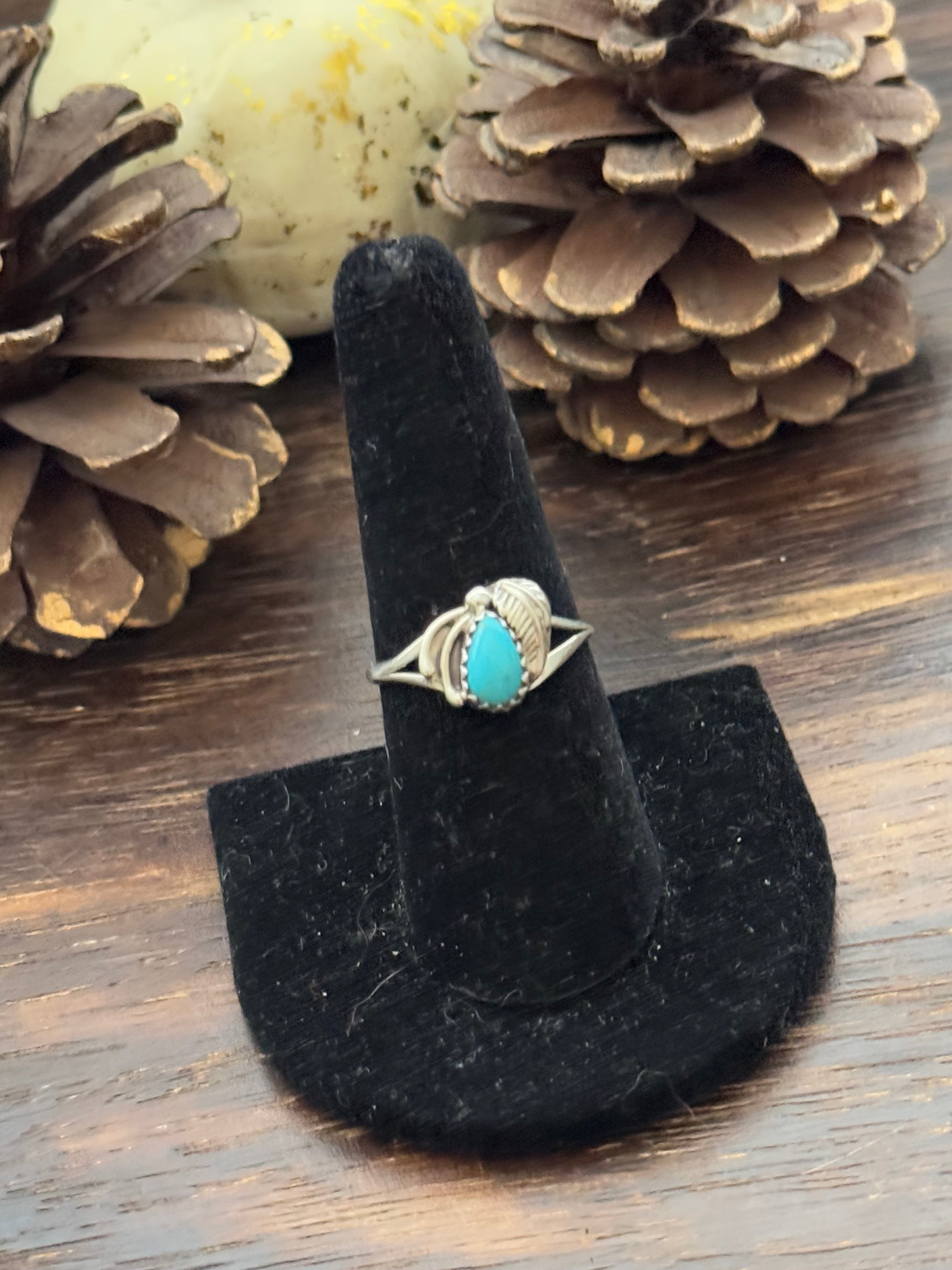 Navajo Made Kingman Turquoise & Sterling Silver Ring