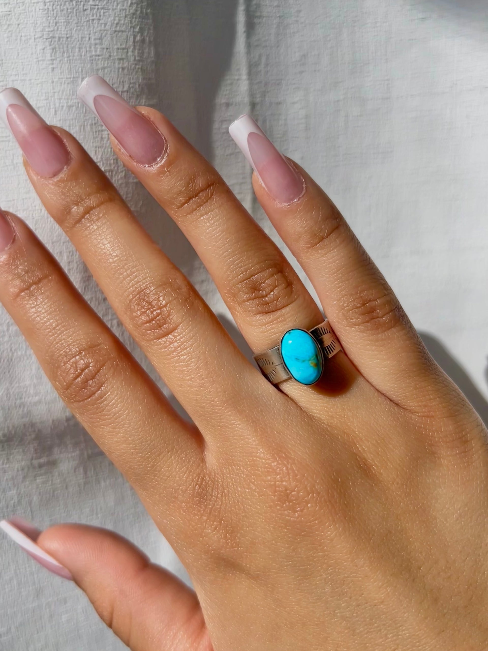 Navajo Made Kingman Turquoise & Sterling Sliver Ring Size 6