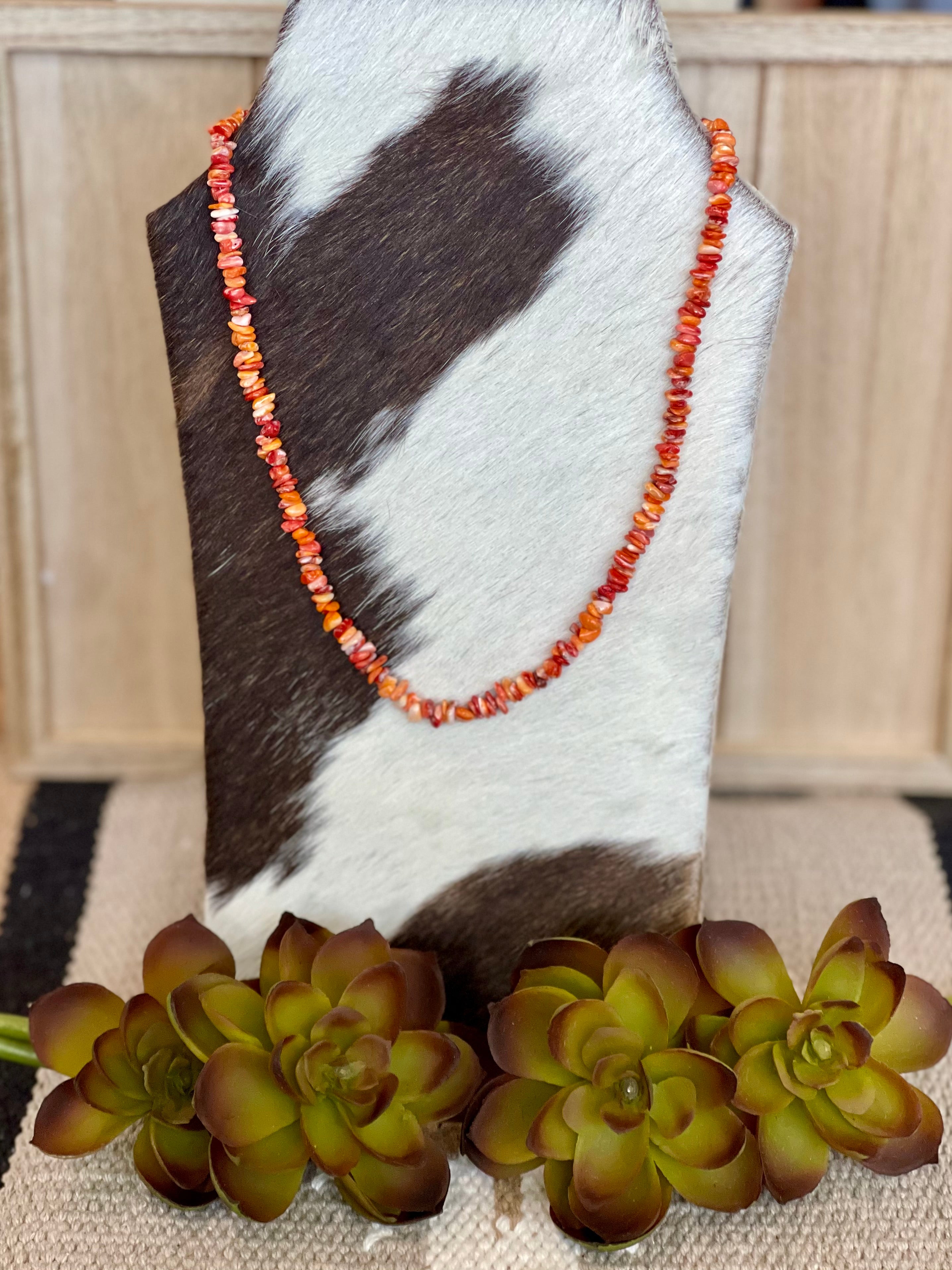 Southwest Handmade Spiny Oyster Beaded Necklace