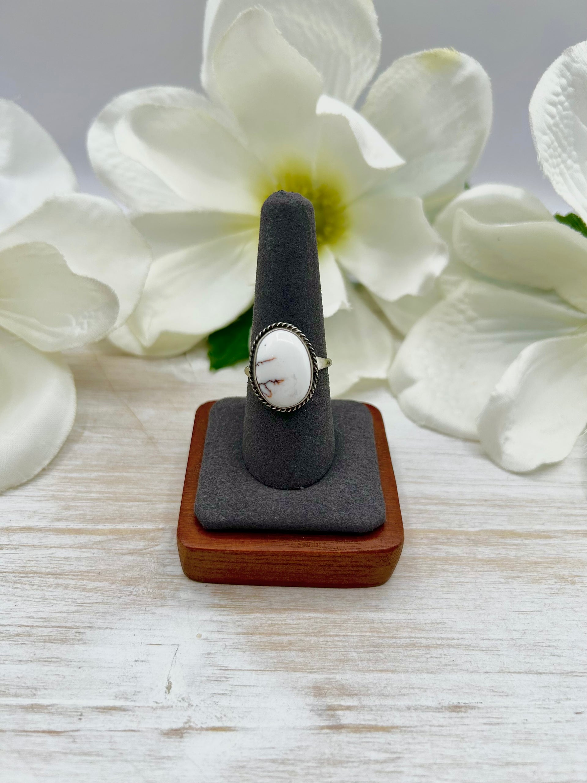Navajo Made Wild Horse & Sterling Silver Ring Size 9.5