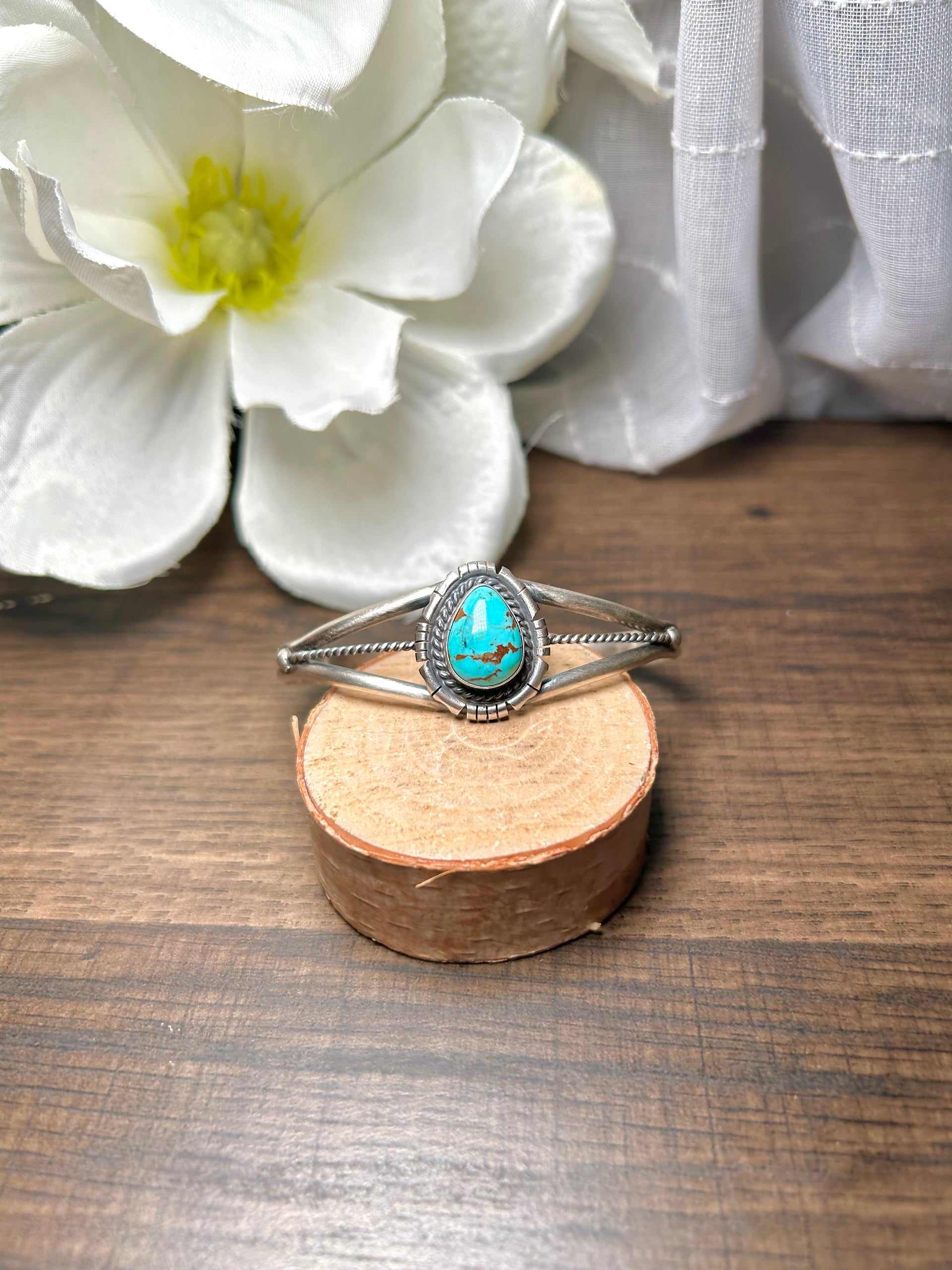 Navajo Made Kingman Turquoise & Sterling Silver Cuff Bracelet