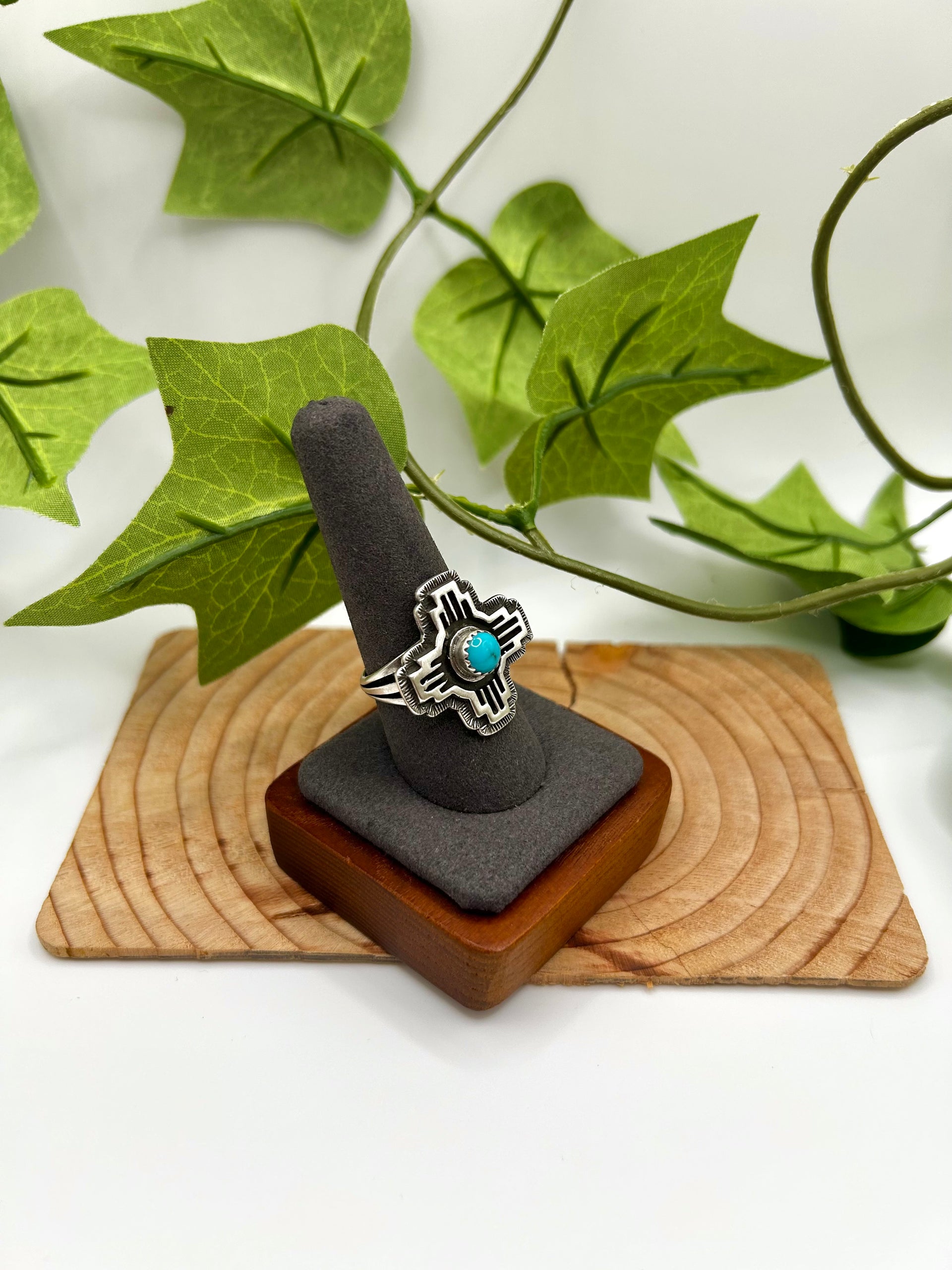 Navajo Made Kingman Turquoise & Sterling Silver Ring