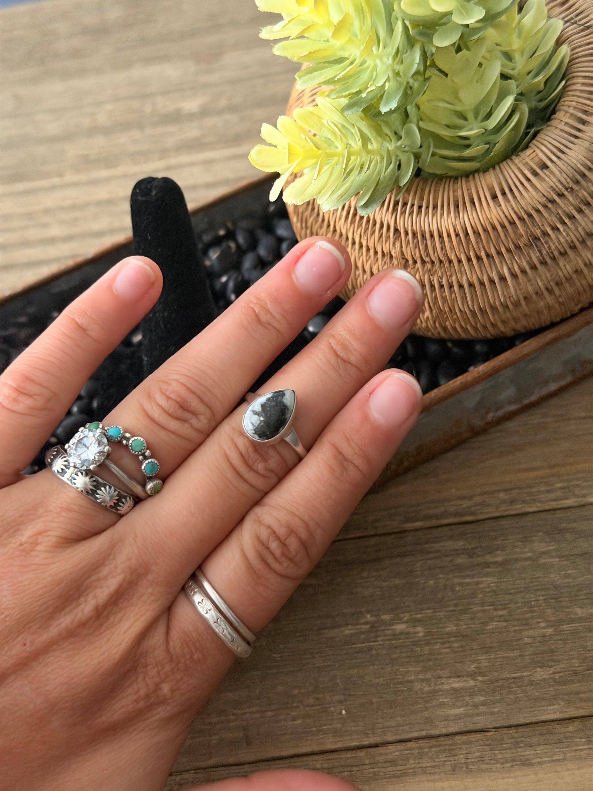 Navajo Made White Buffalo & Sterling Silver Ring Size 6.5