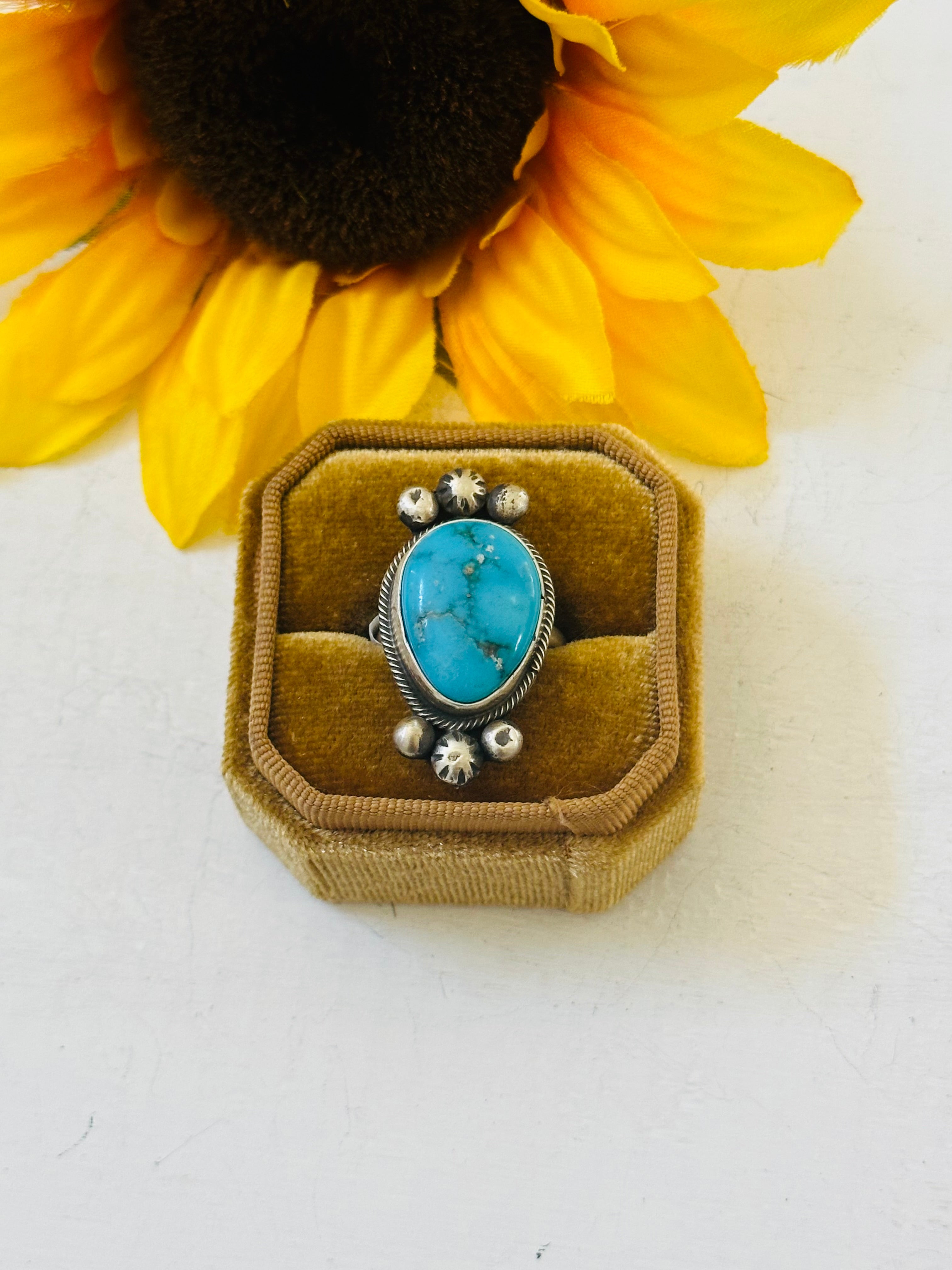 Navajo Made Kingman Turquoise & Sterling Silver Ring Size 6.75