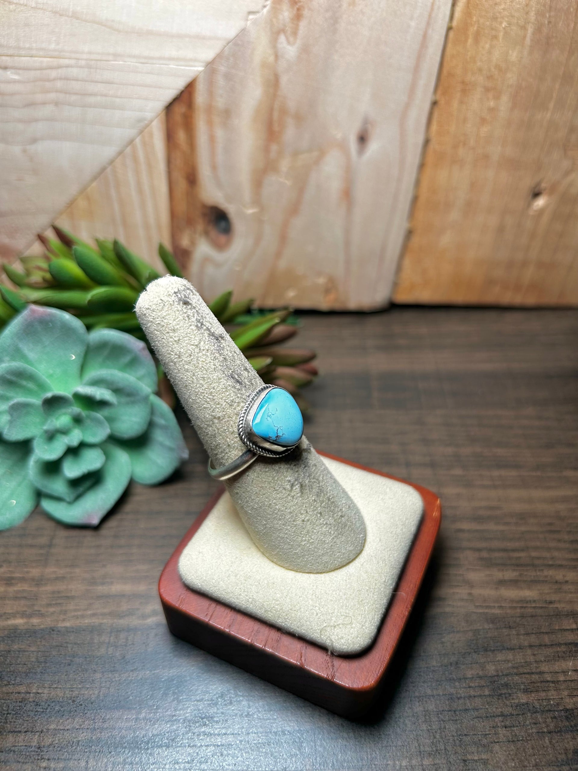 Navajo Made Golden Turquoise & Sterling Silver Ring Size 8